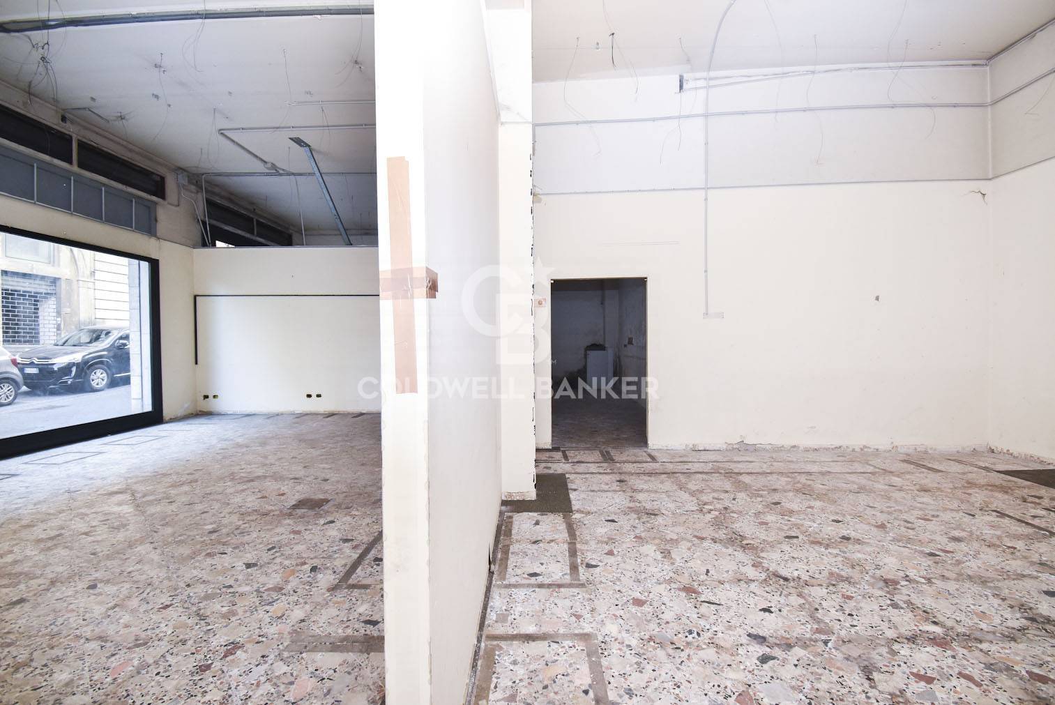 Negozio in affitto a Acireale