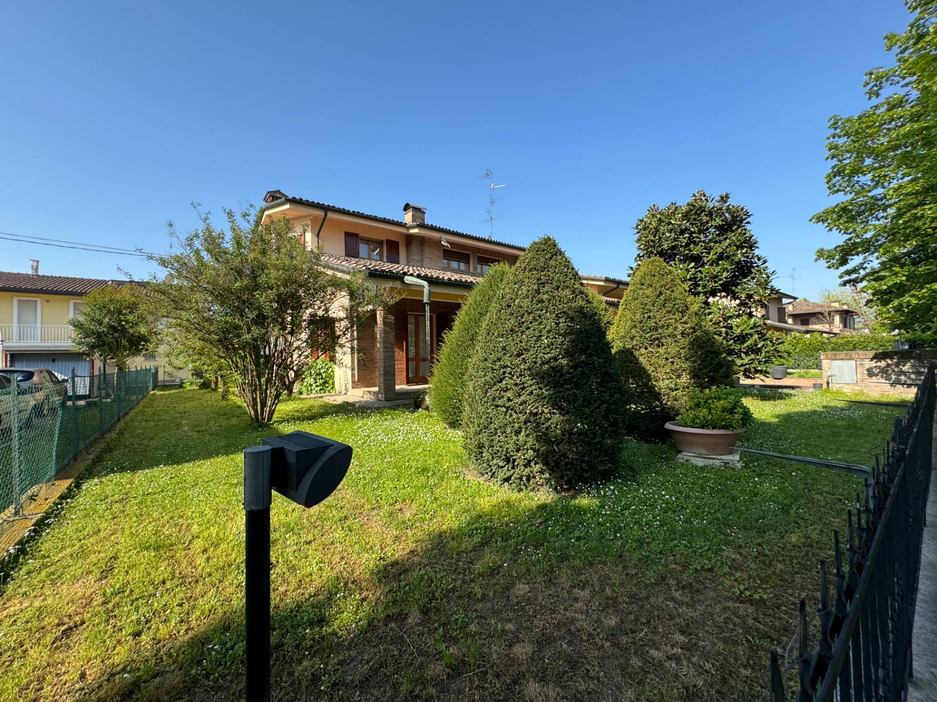 Villa con terrazzo a San Felice sul Panaro