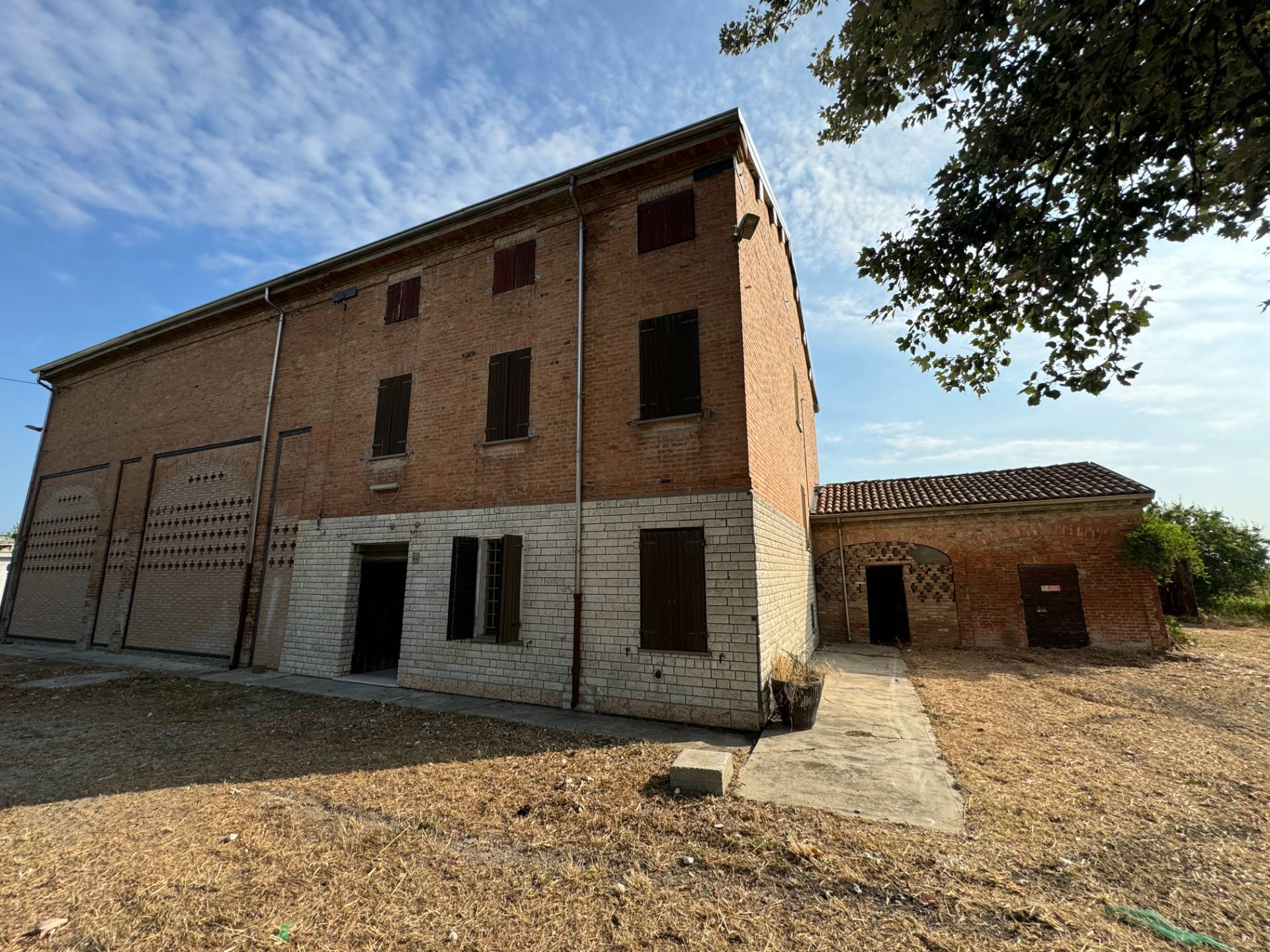 Casa indipendente da ristrutturare a Mirandola