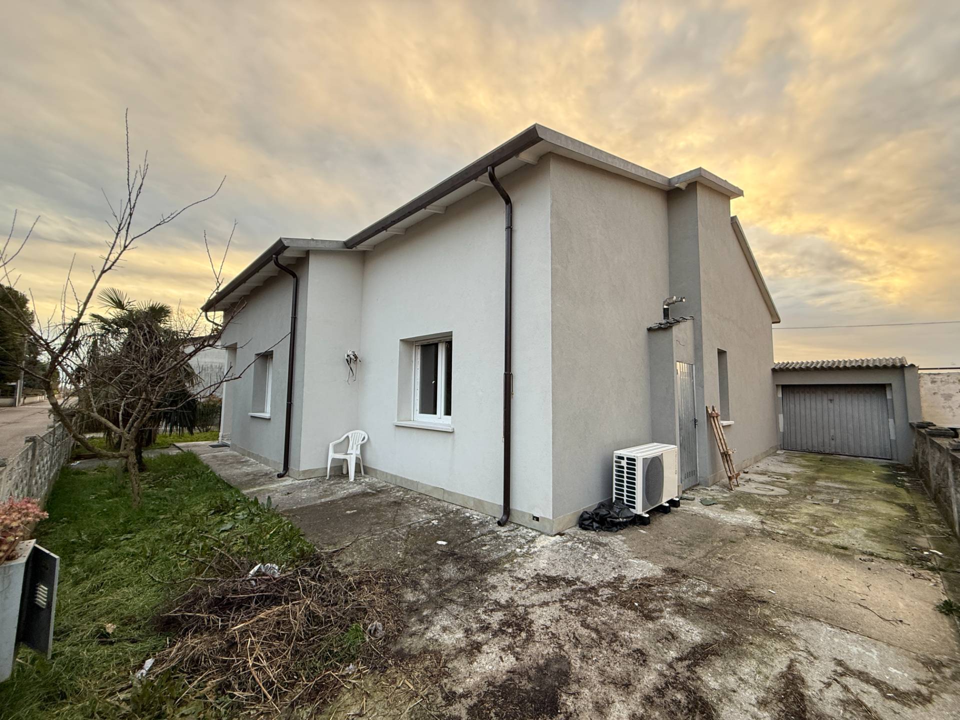 Villa Singola in vendita a Borgo Mantovano