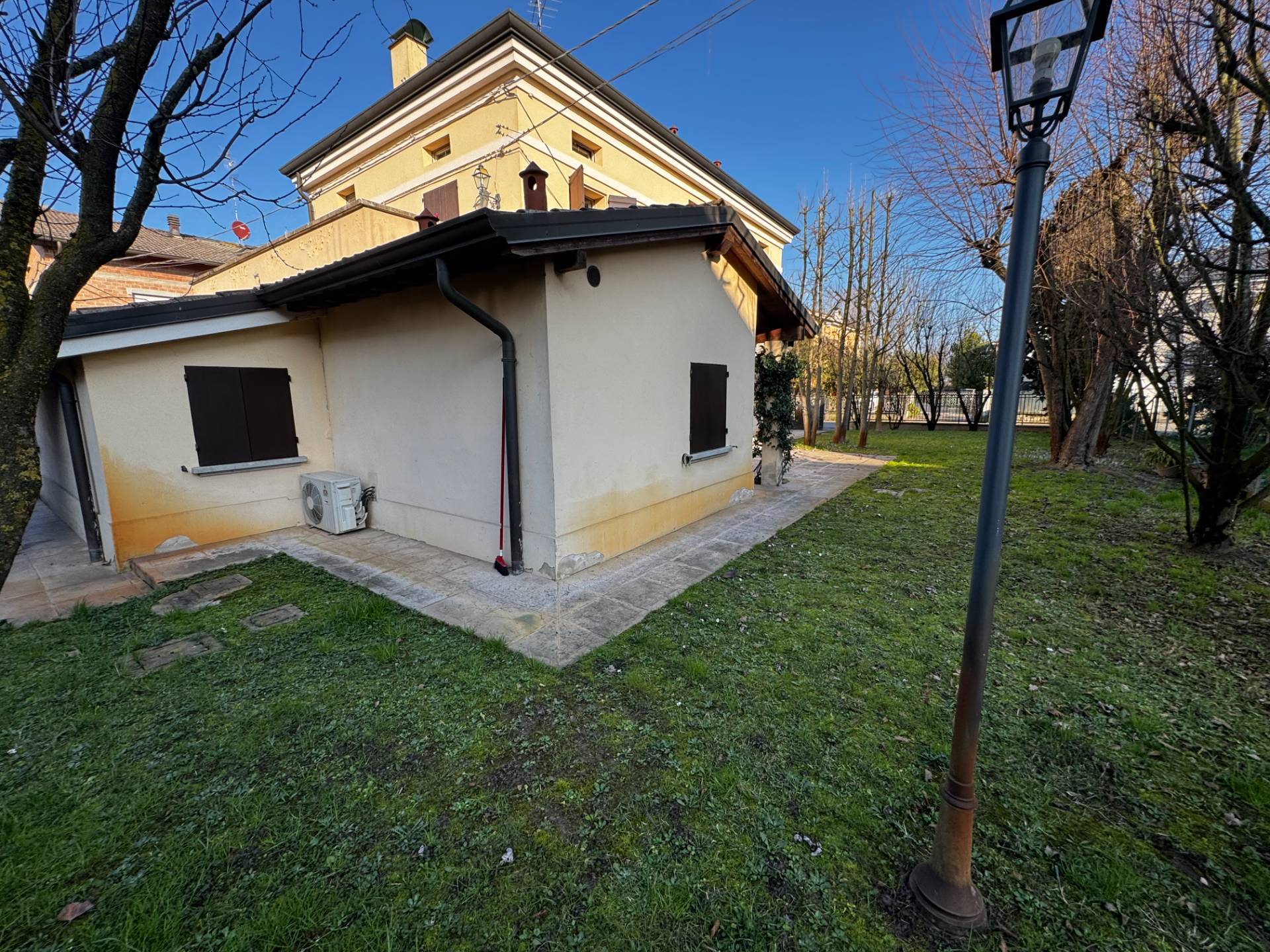 Villa Singola in vendita a Mirandola