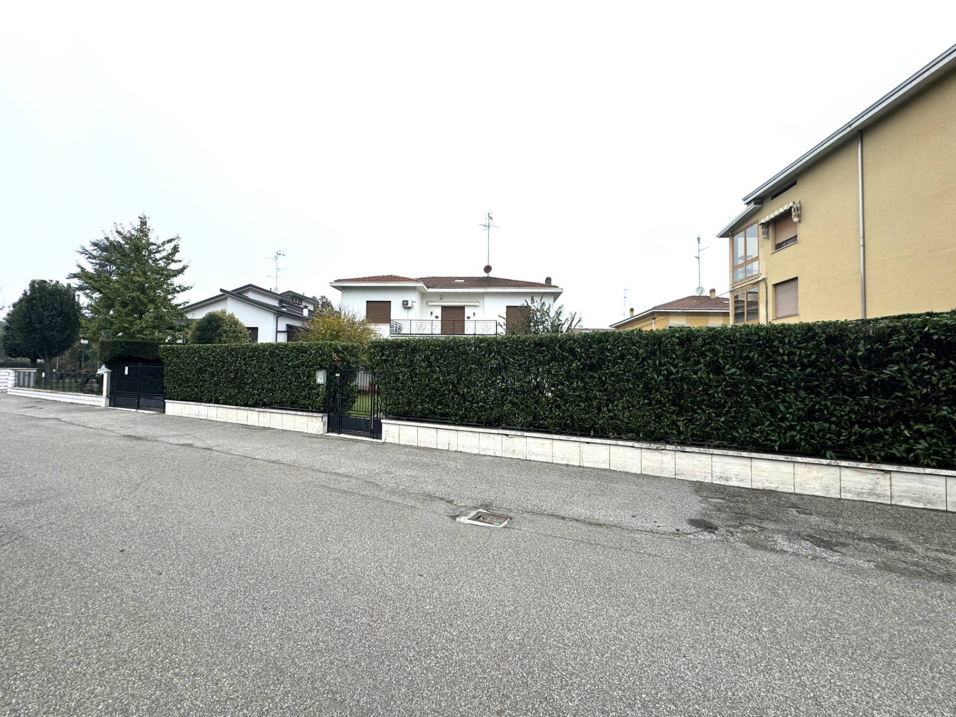 Villa Singola in vendita a Mirandola