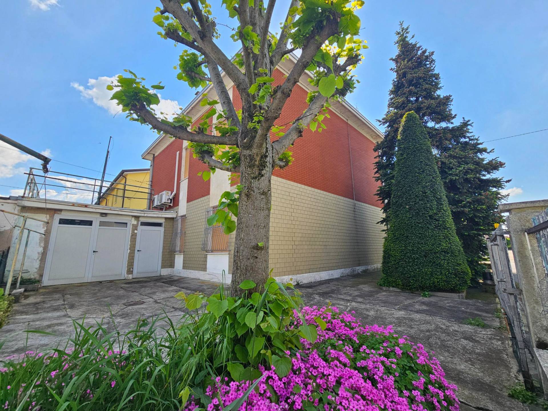 Casa Singola in vendita a Mirandola