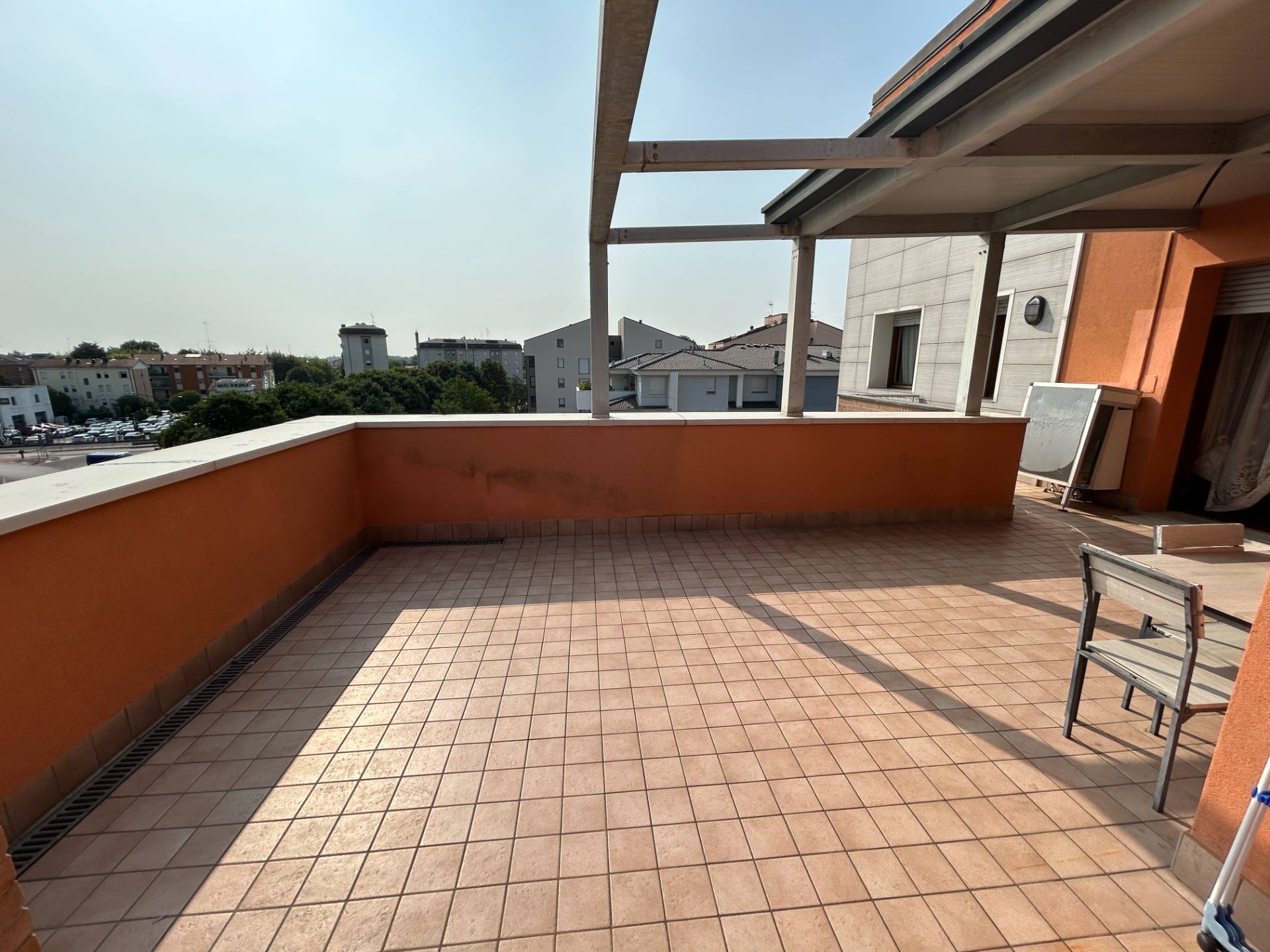 Attico con Terrazzo in vendita a Mirandola
