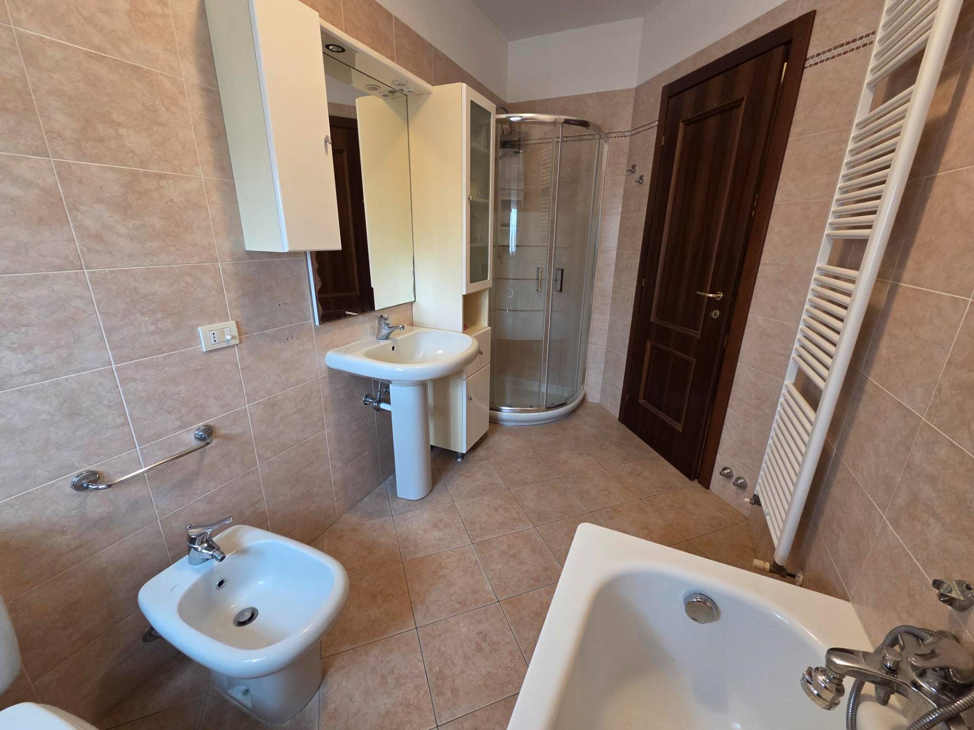 Appartamento al 1 Piano in vendita a Mirandola