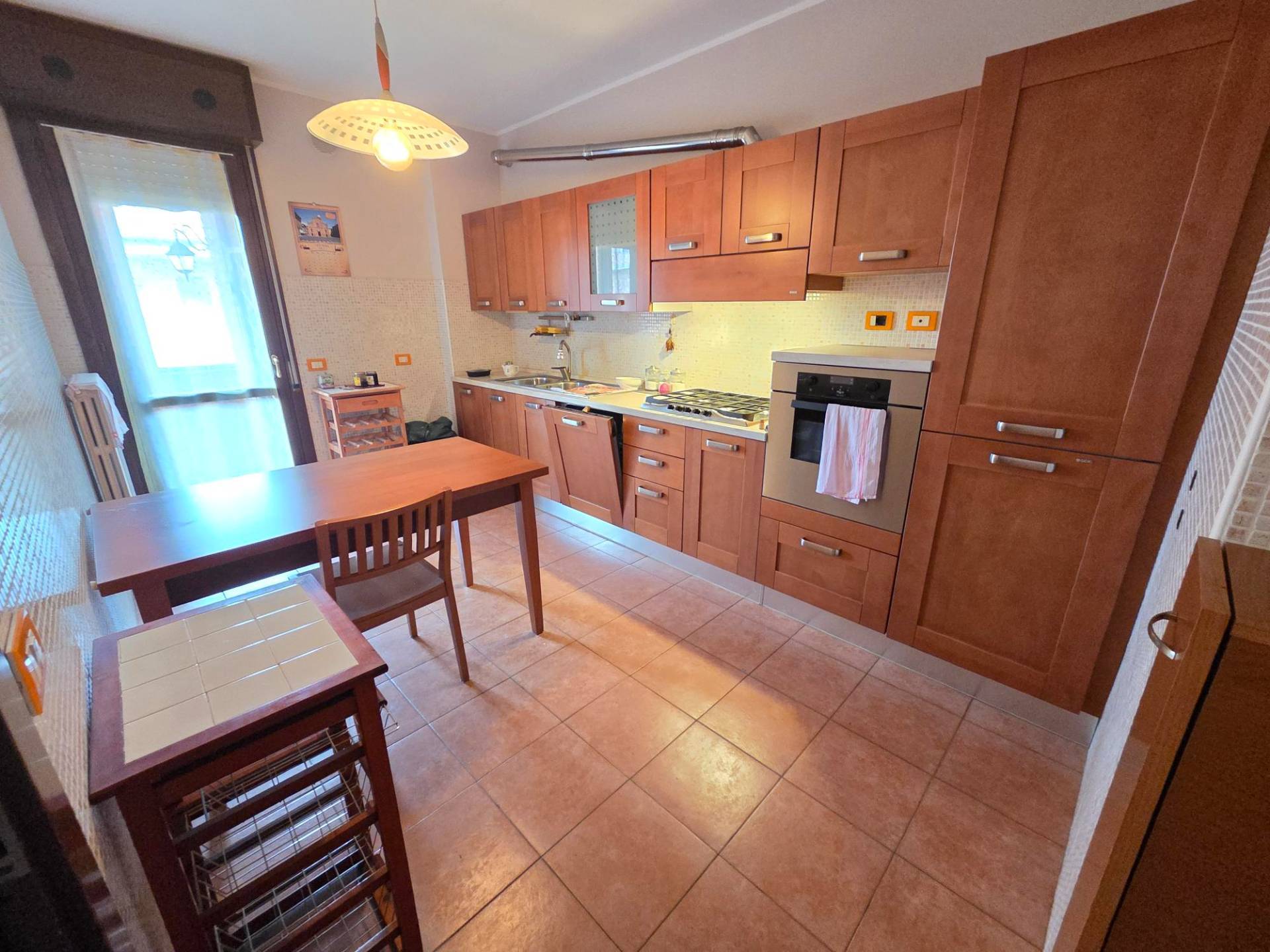 Appartamento al 1 Piano in vendita a Mirandola