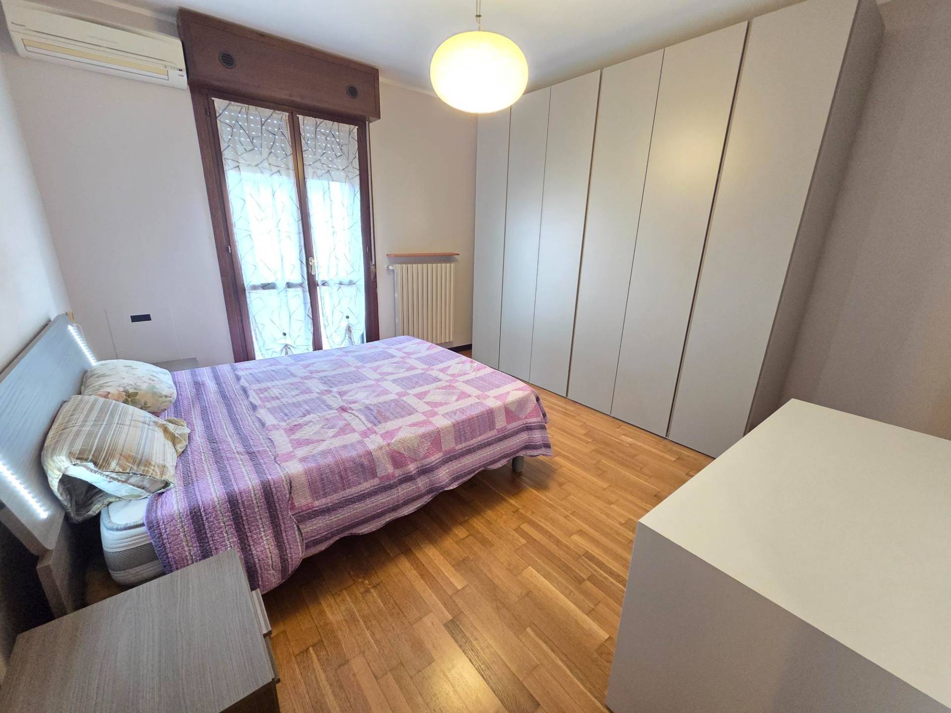 Appartamento al 1 Piano in vendita a Mirandola