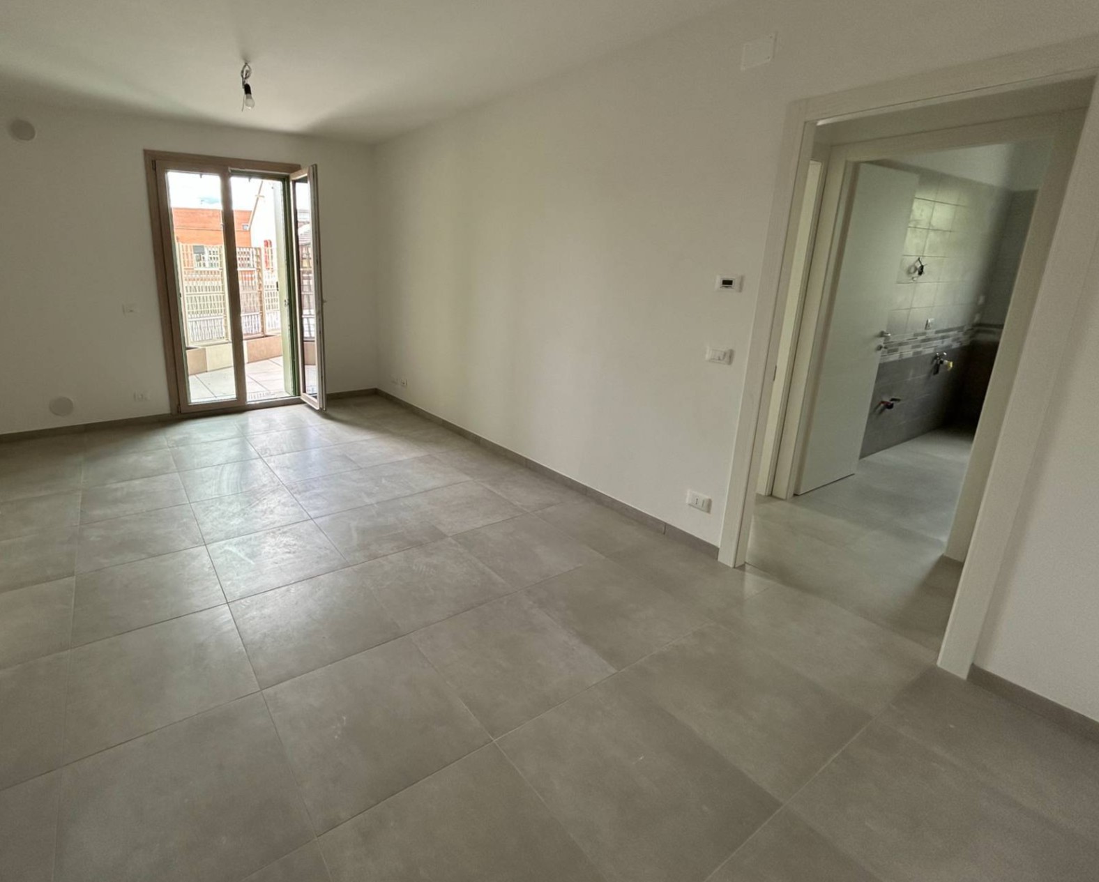 Appartamento al 1 Piano in vendita a Poggio Rusco