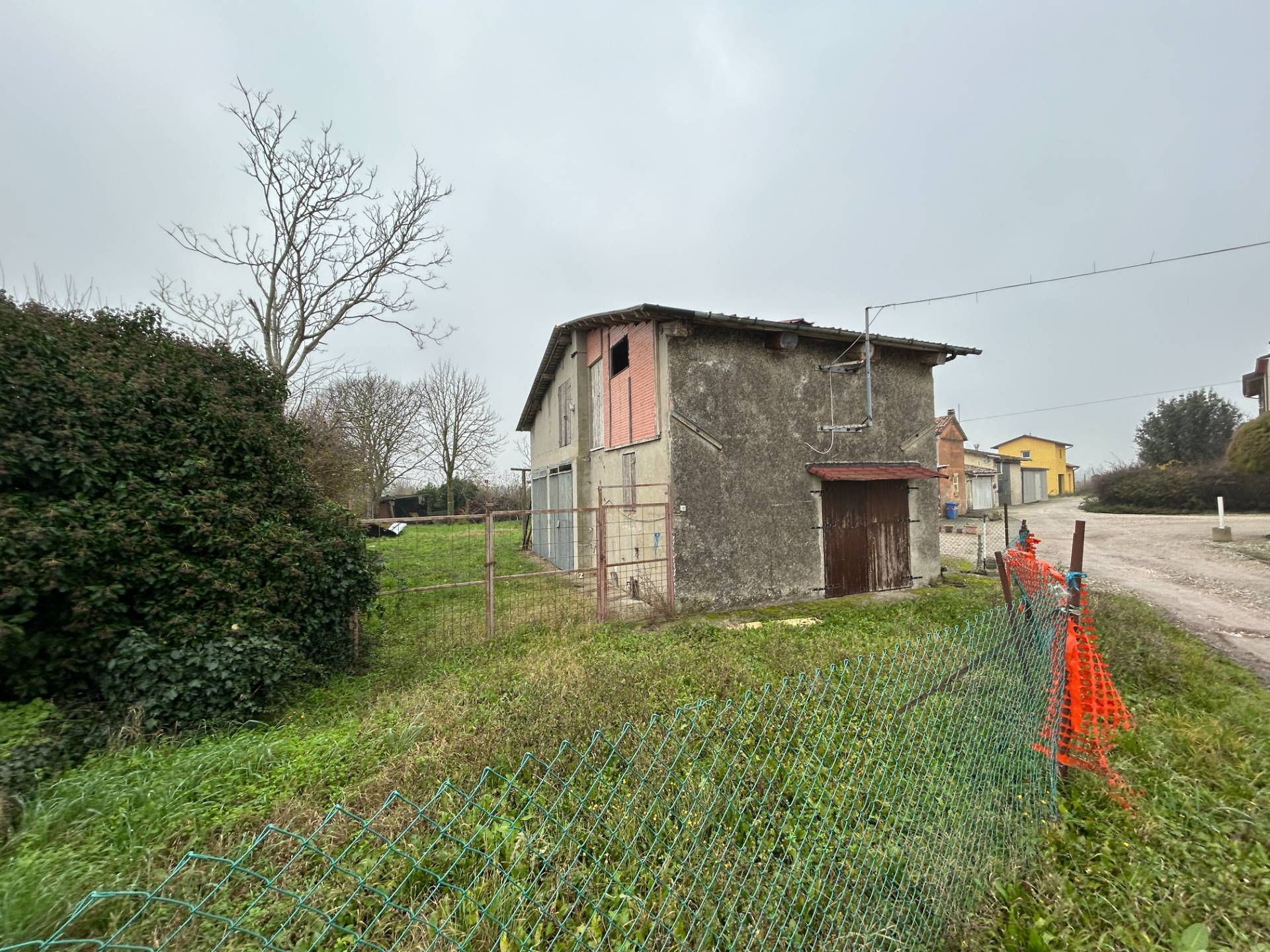 Porzione di Casa in vendita a Mirandola, San Martino Spino