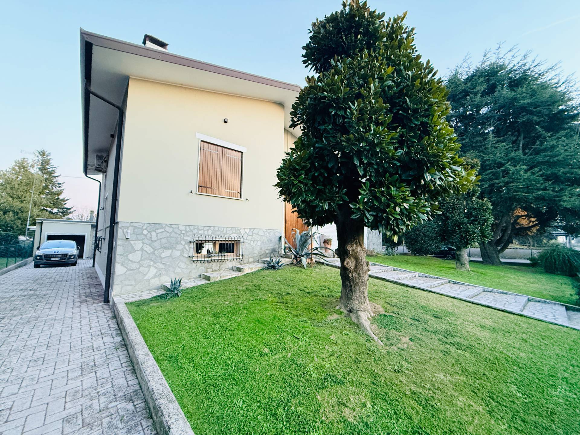 Villa Singola in vendita a Borgo Mantovano