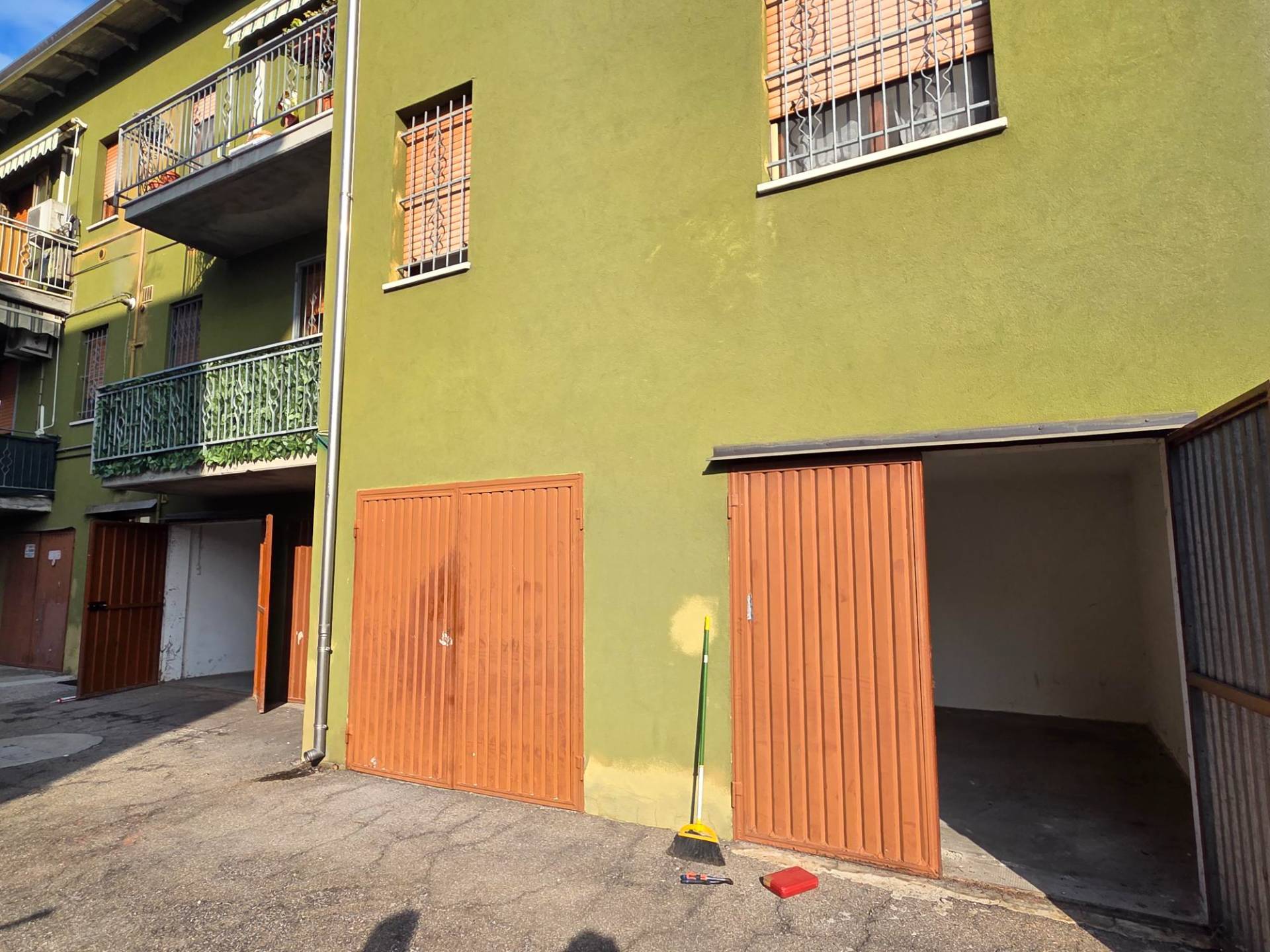 Box o garage in vendita a Mirandola