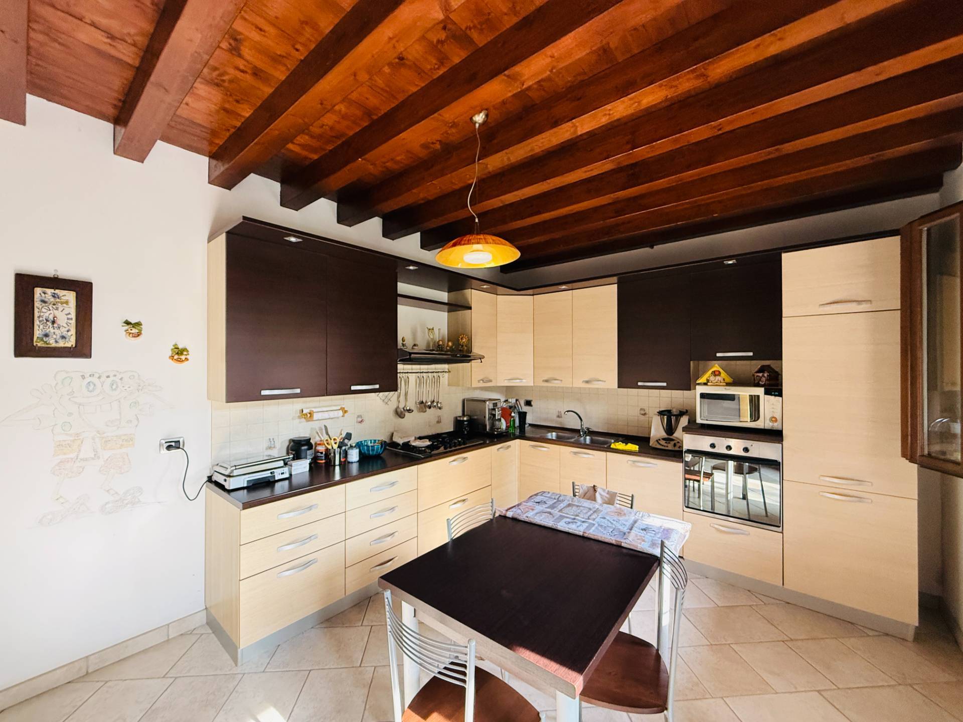 Villa Singola con Piscina in vendita a Poggio Rusco