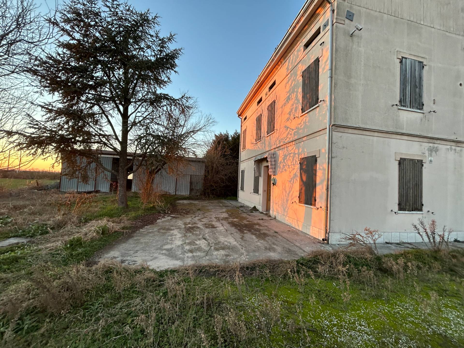 Rustico in vendita a Mirandola, Quarantoli