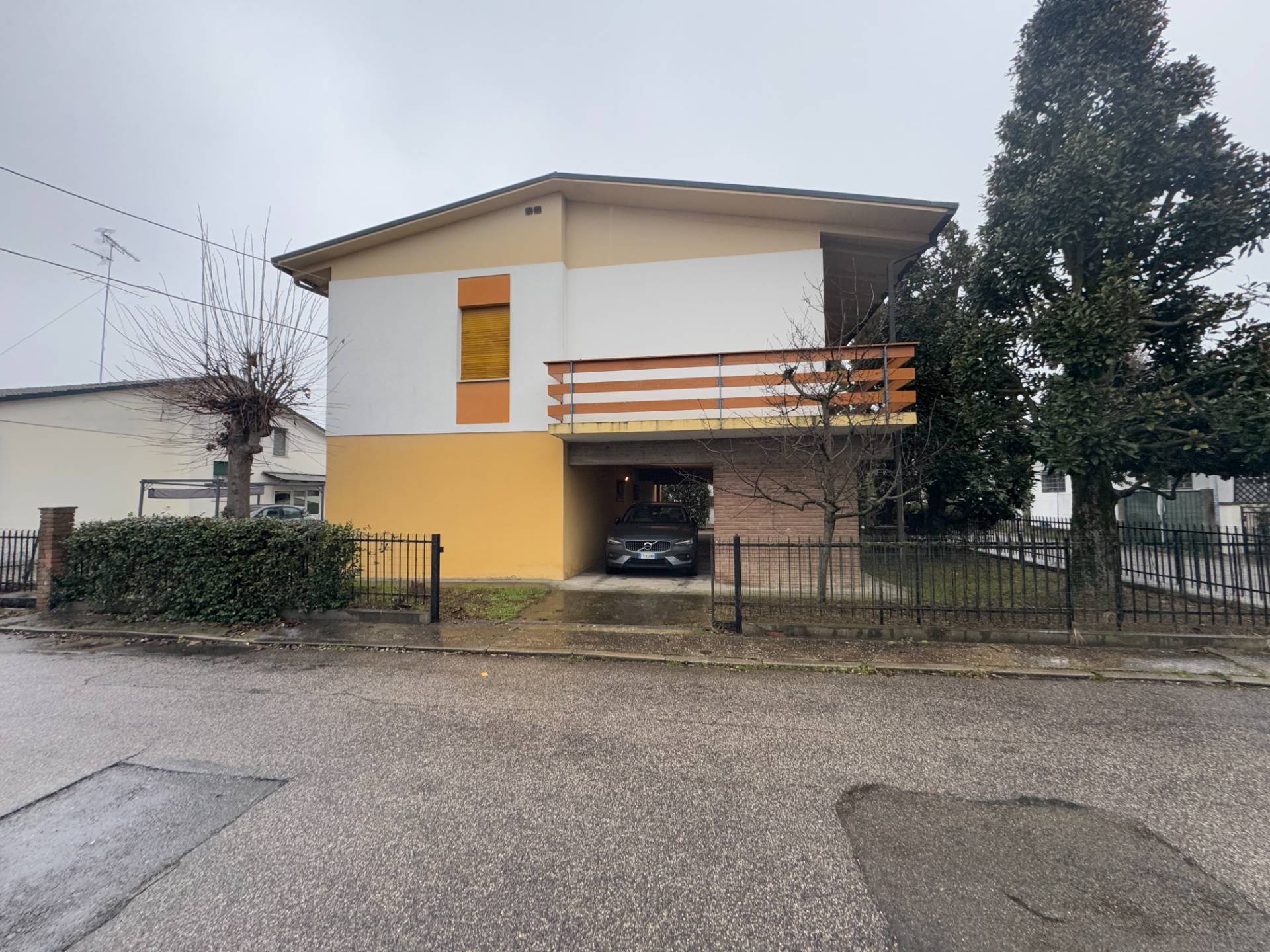 Villa Singola in vendita a Finale Emilia