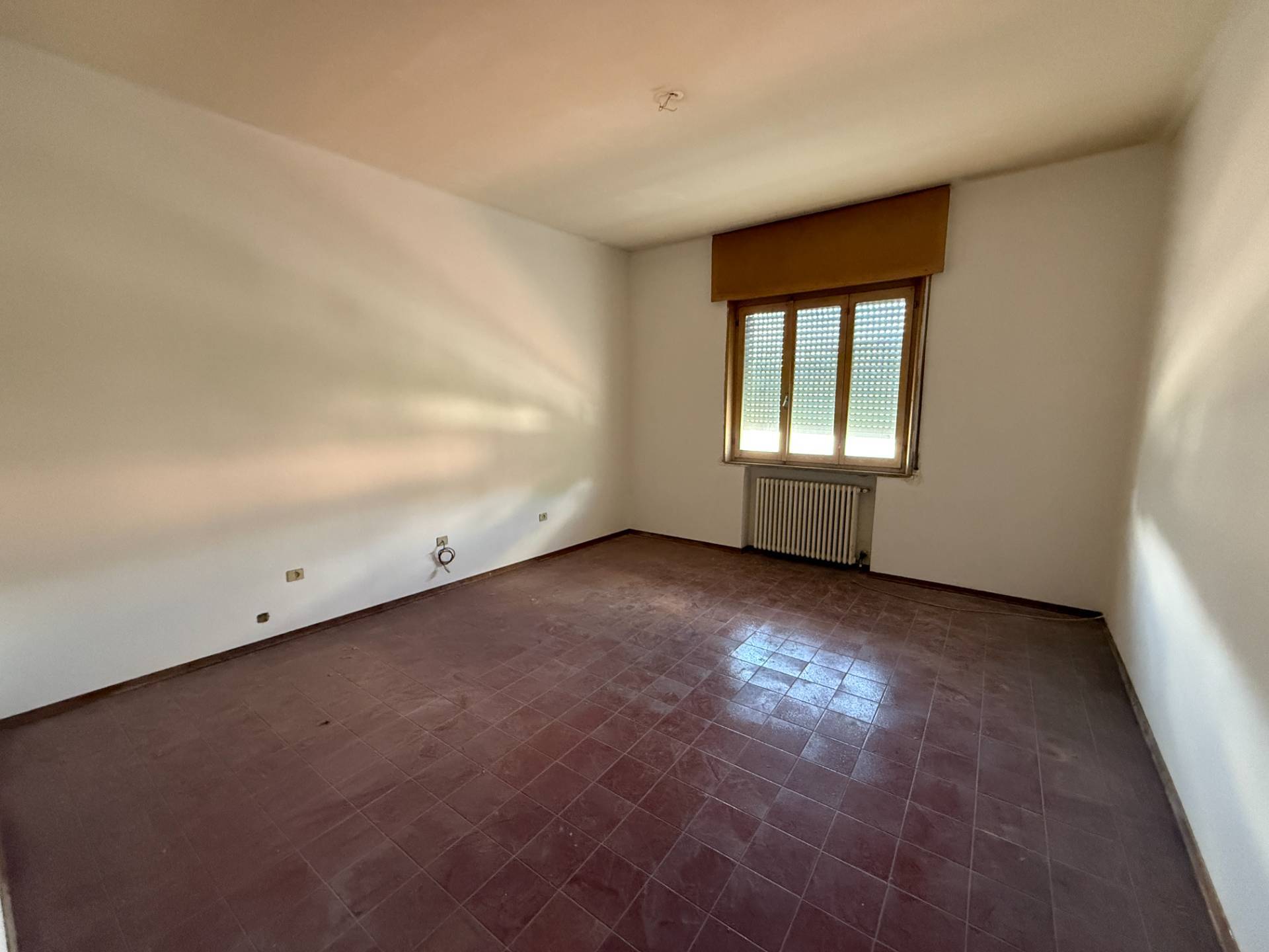 Appartamento al 1� Piano in vendita a Poggio Rusco