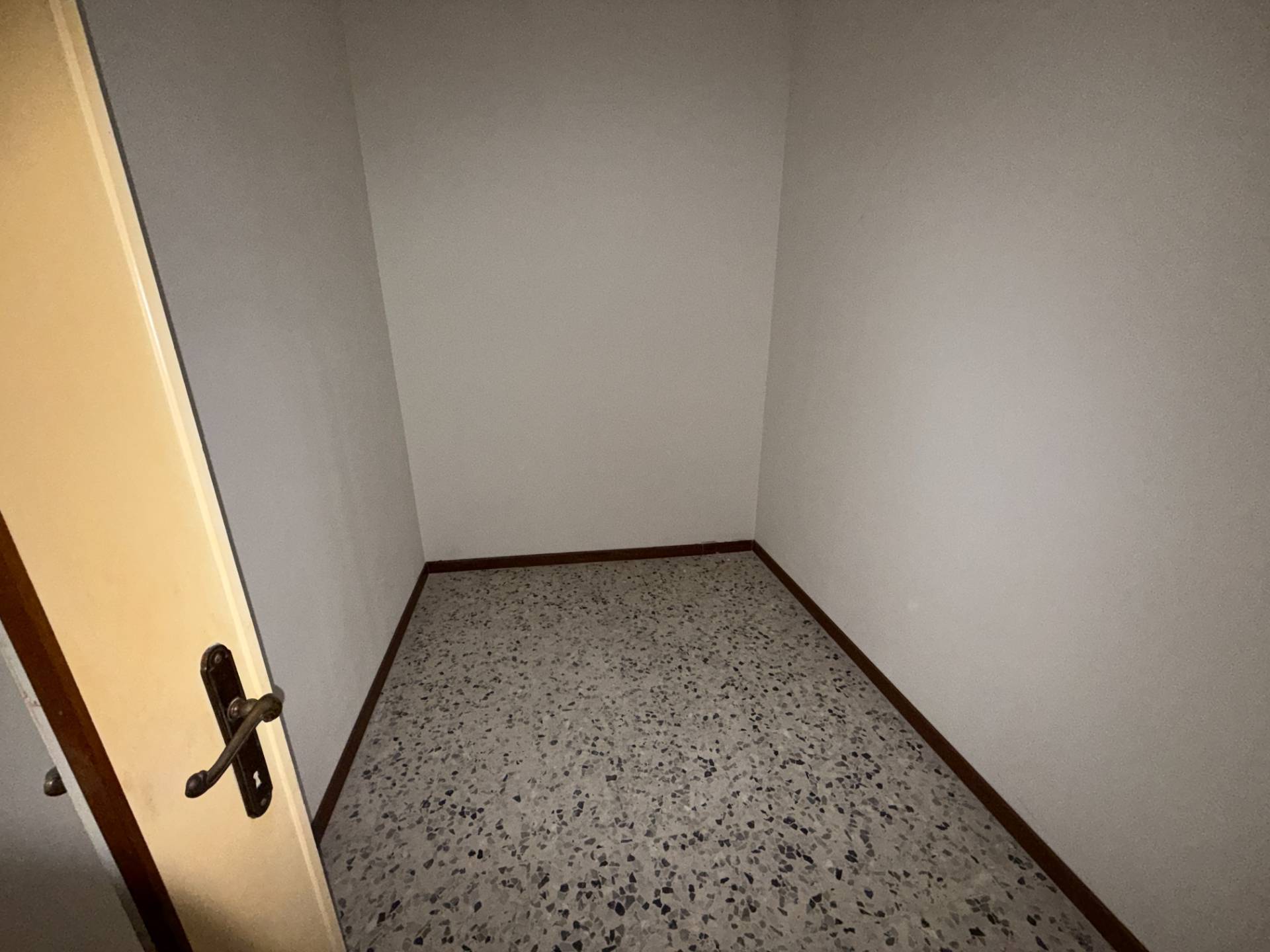 Appartamento al 1� Piano in vendita a Poggio Rusco