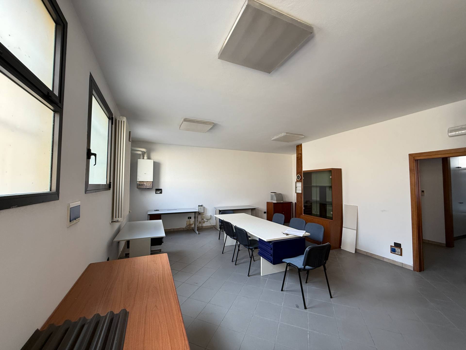 Studio/Ufficio in affitto a Poggio Rusco