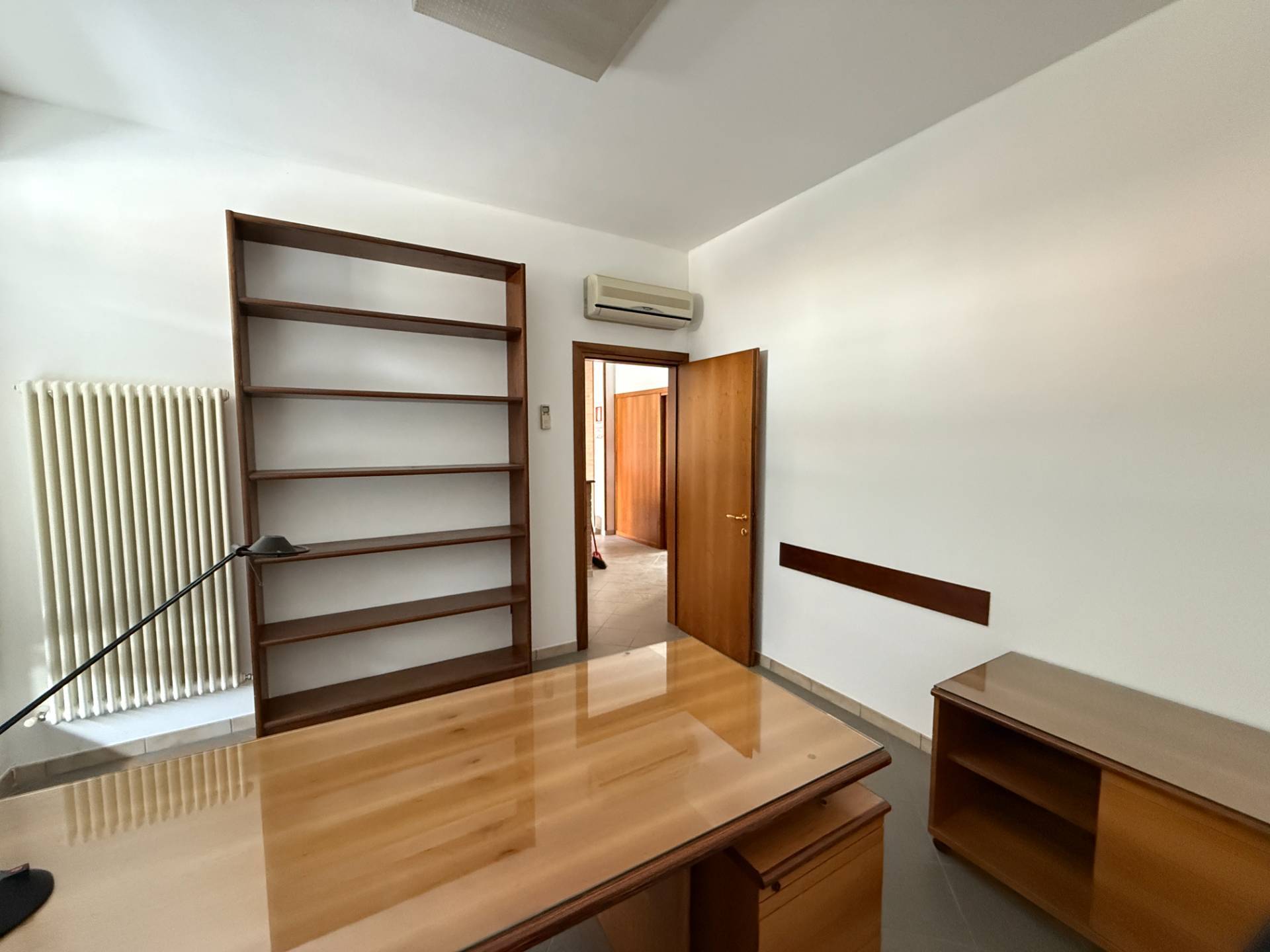 Studio/Ufficio in affitto a Poggio Rusco