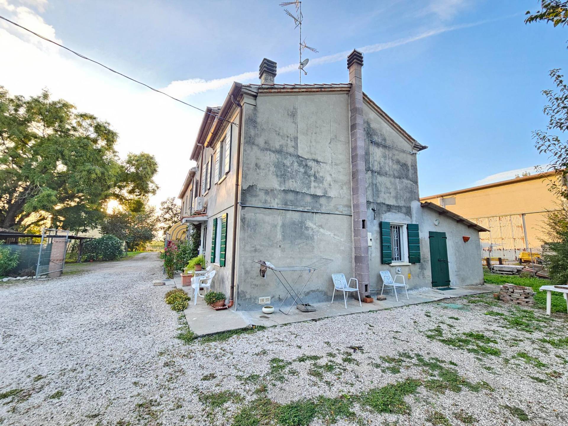 Porzione di Casa in vendita a Mirandola, Gavello