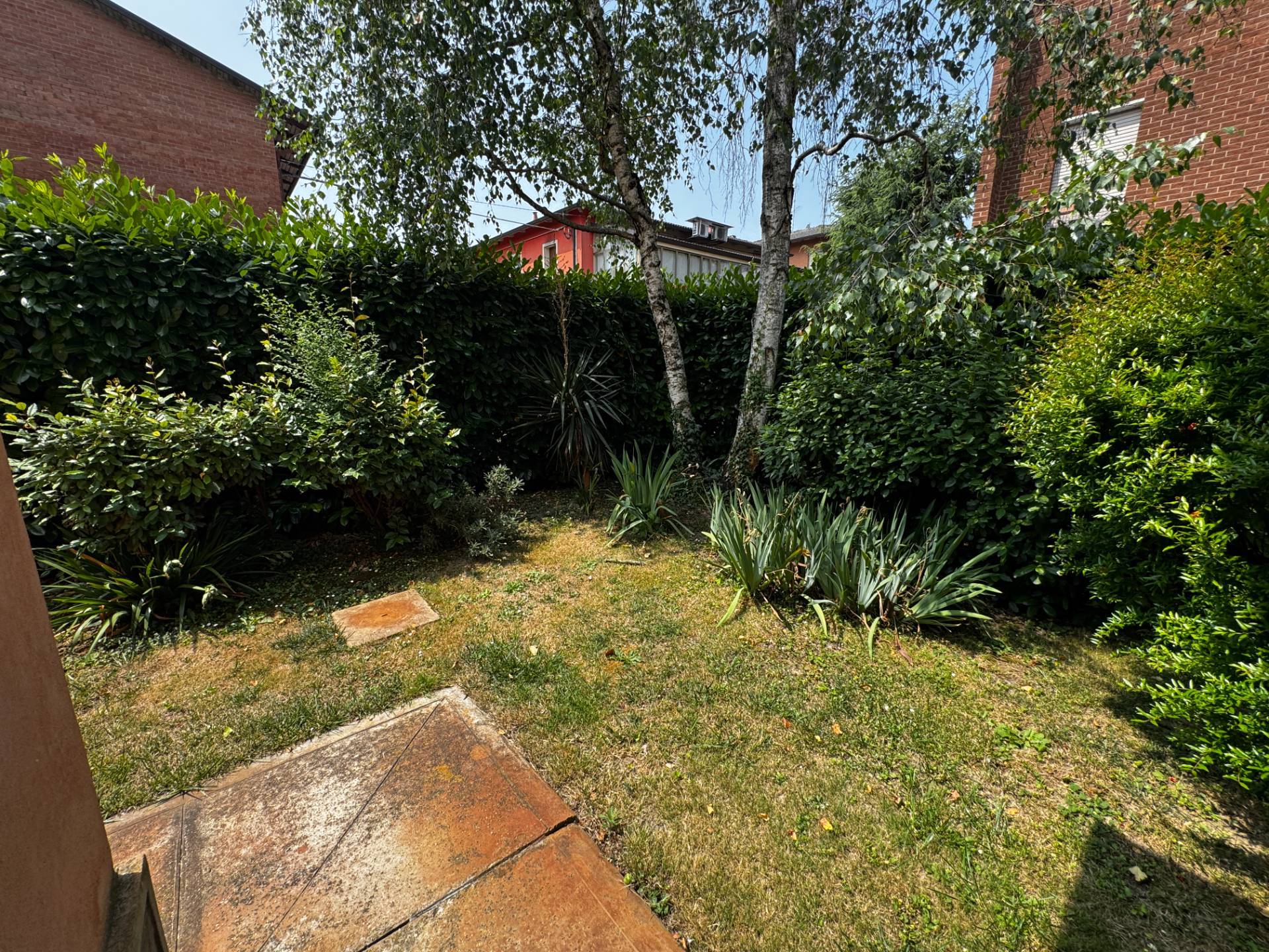 Villa Singola suddivisa in 2 Unit in vendita a Mirandola