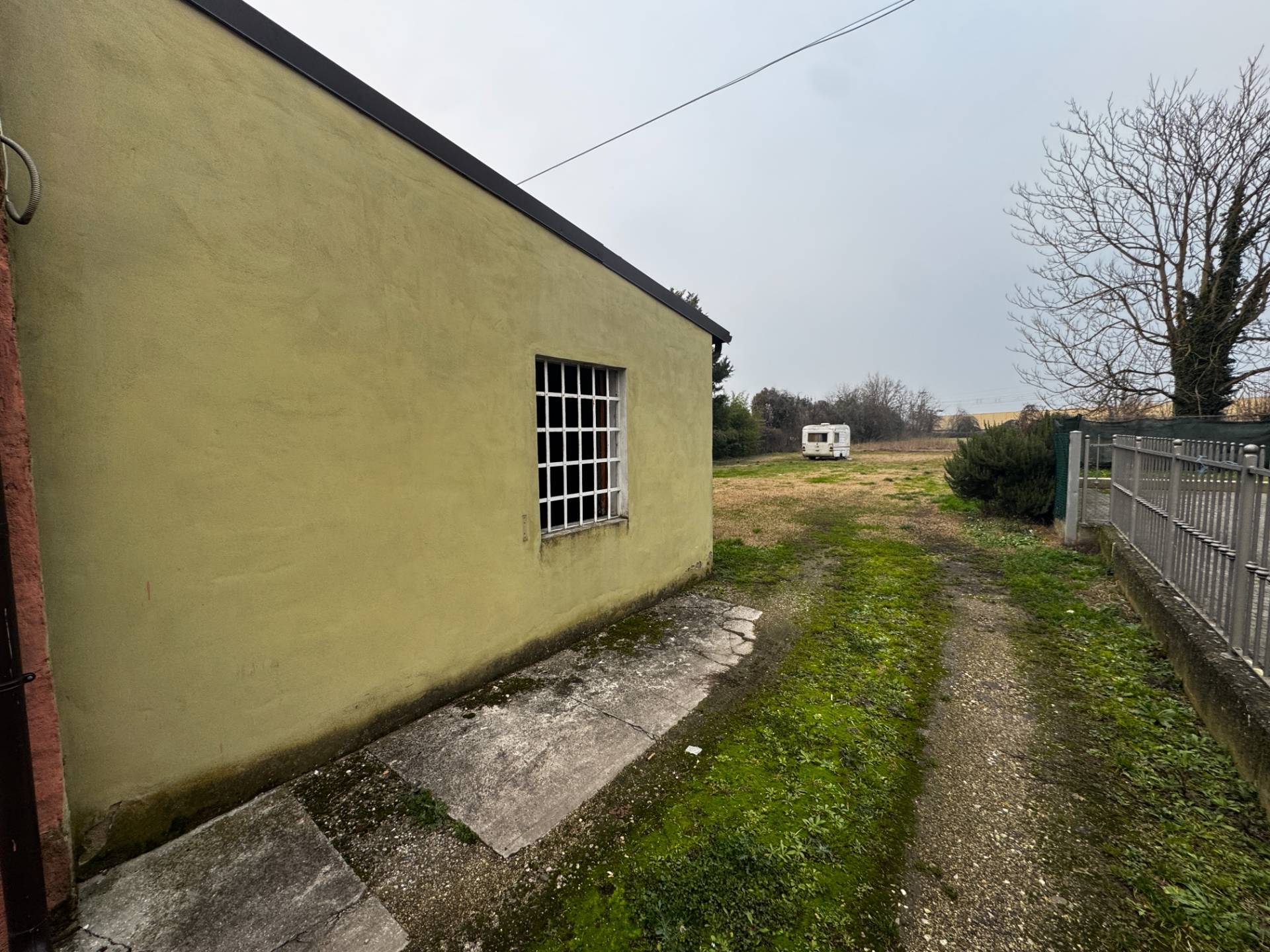 Porzione di Casa con Giardino in vendita a San Felice sul Panaro, San Biagio