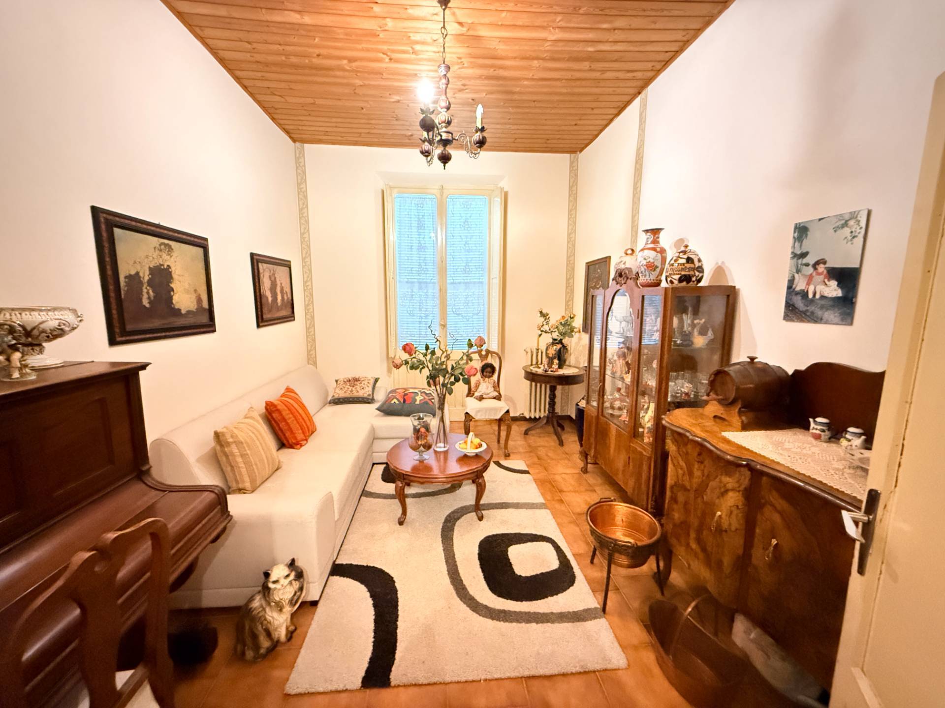 Appartamento al 1� Piano in vendita a Poggio Rusco