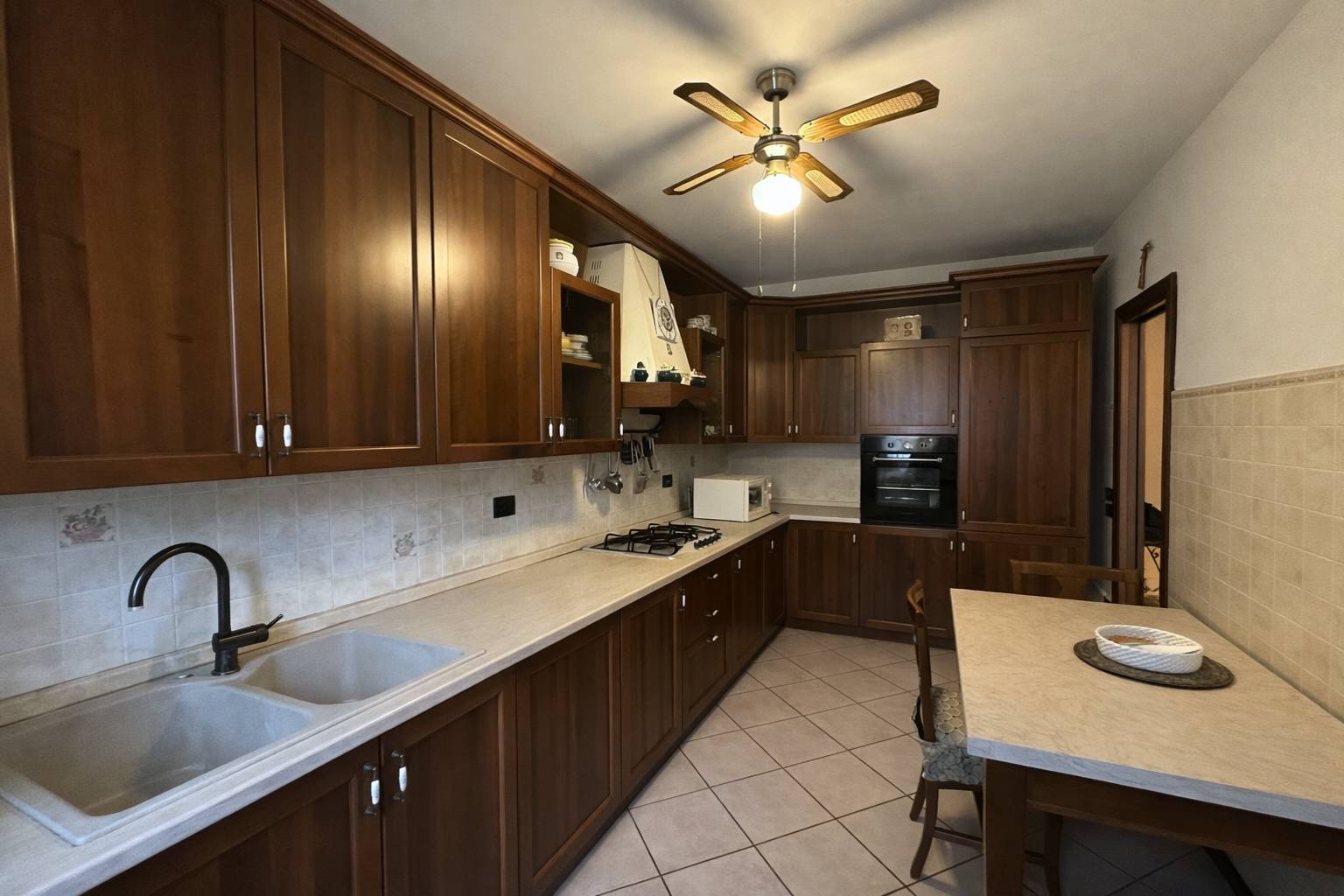 Appartamento al 1� Piano in vendita a Mirandola, Cividale