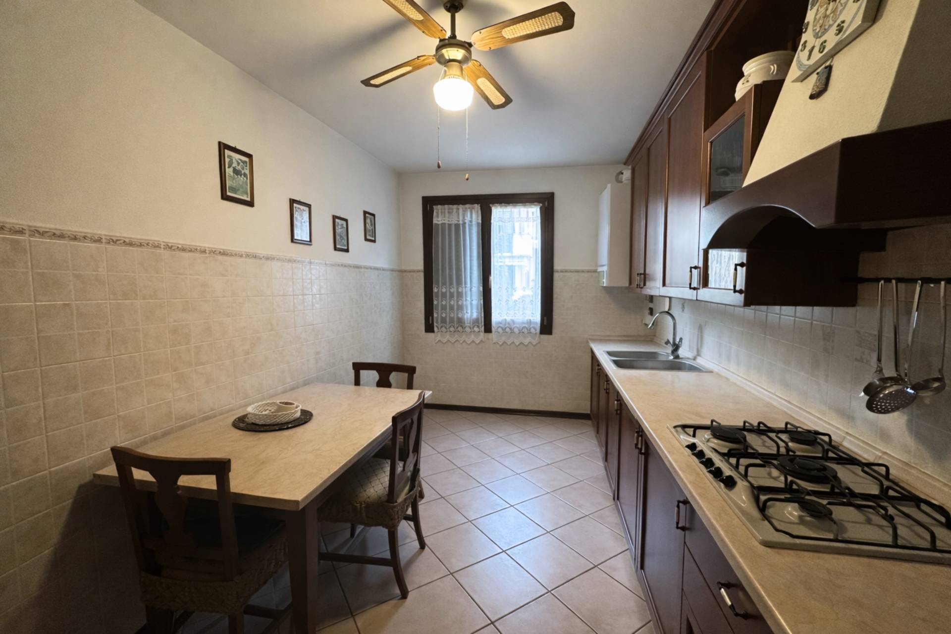 Appartamento al 1� Piano in vendita a Mirandola, Cividale