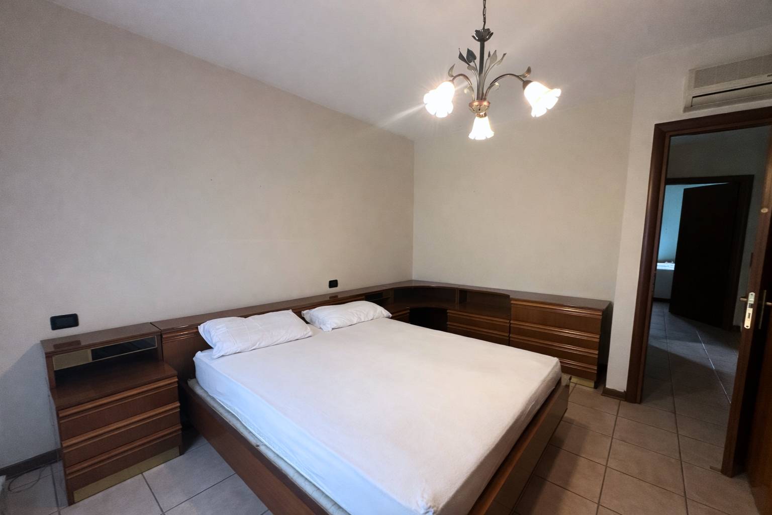 Appartamento al 1� Piano in vendita a Mirandola, Cividale