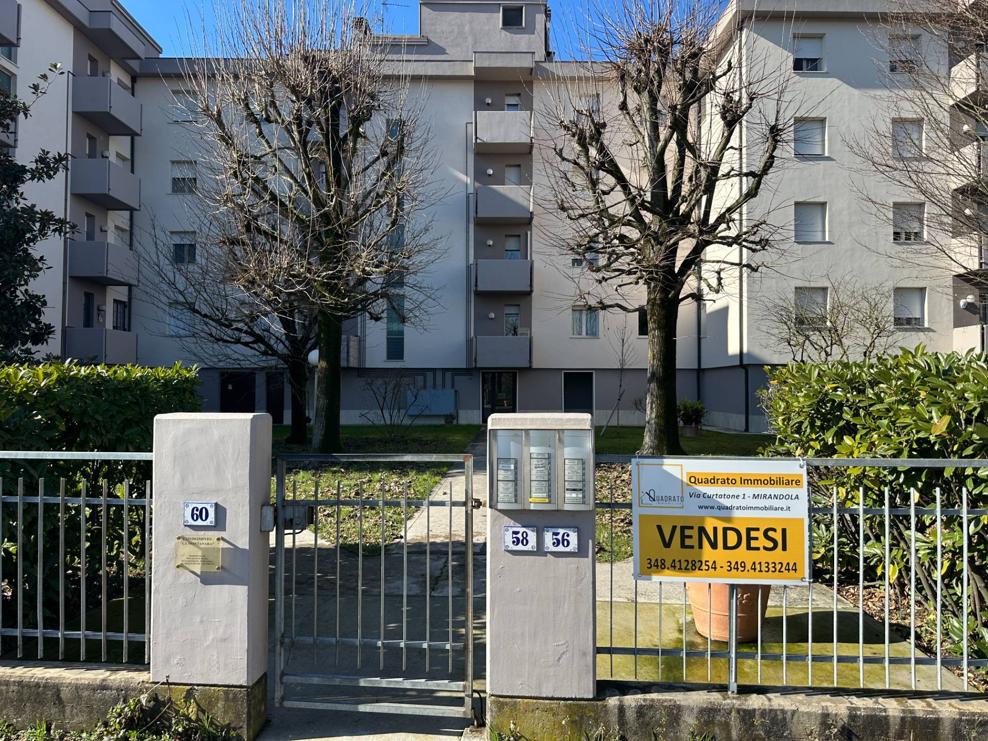 Appartamento al 1� Piano in vendita a Mirandola