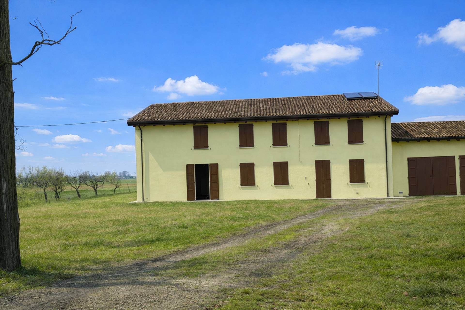 Appartamento con Ingresso Indipendente e Giardino Privato in vendita a Concordia sulla Secchia, Vall