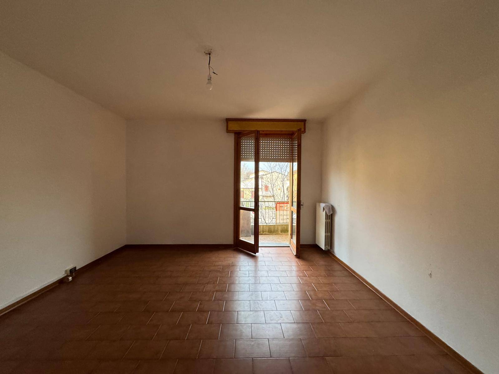 Appartamento con Ingresso Indipendente e Giardino Privato in vendita a Concordia sulla Secchia