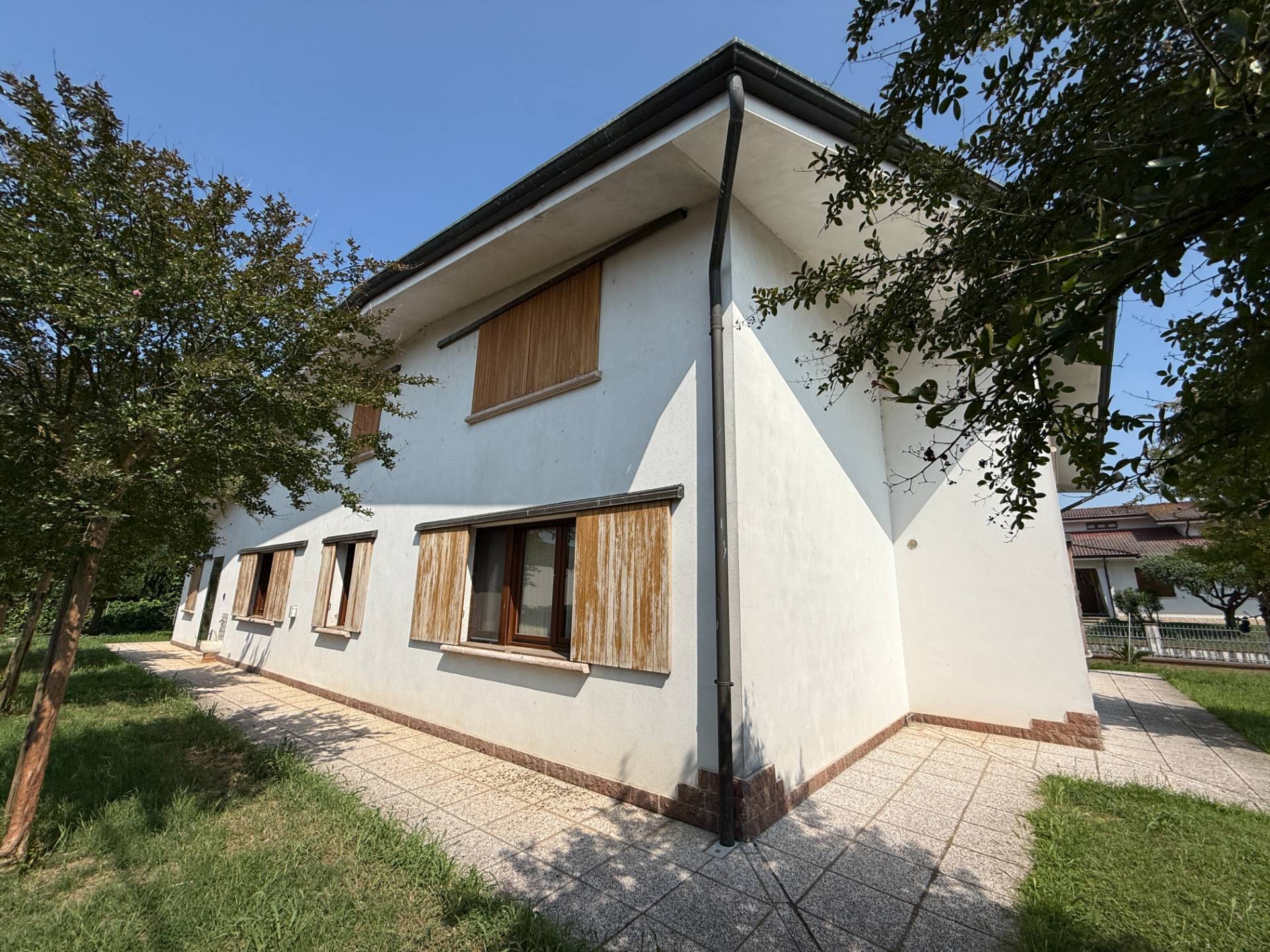 Villa Singola in vendita a Schivenoglia