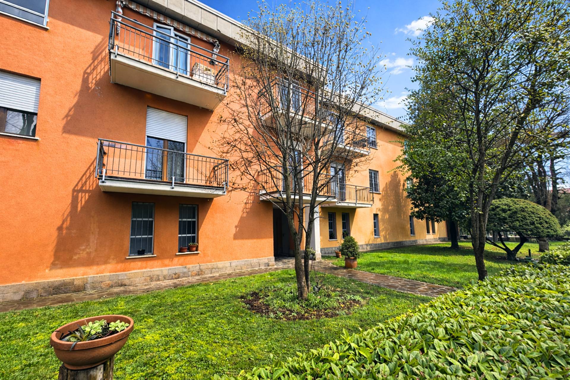 Appartamento al 1� Piano in vendita a Mirandola