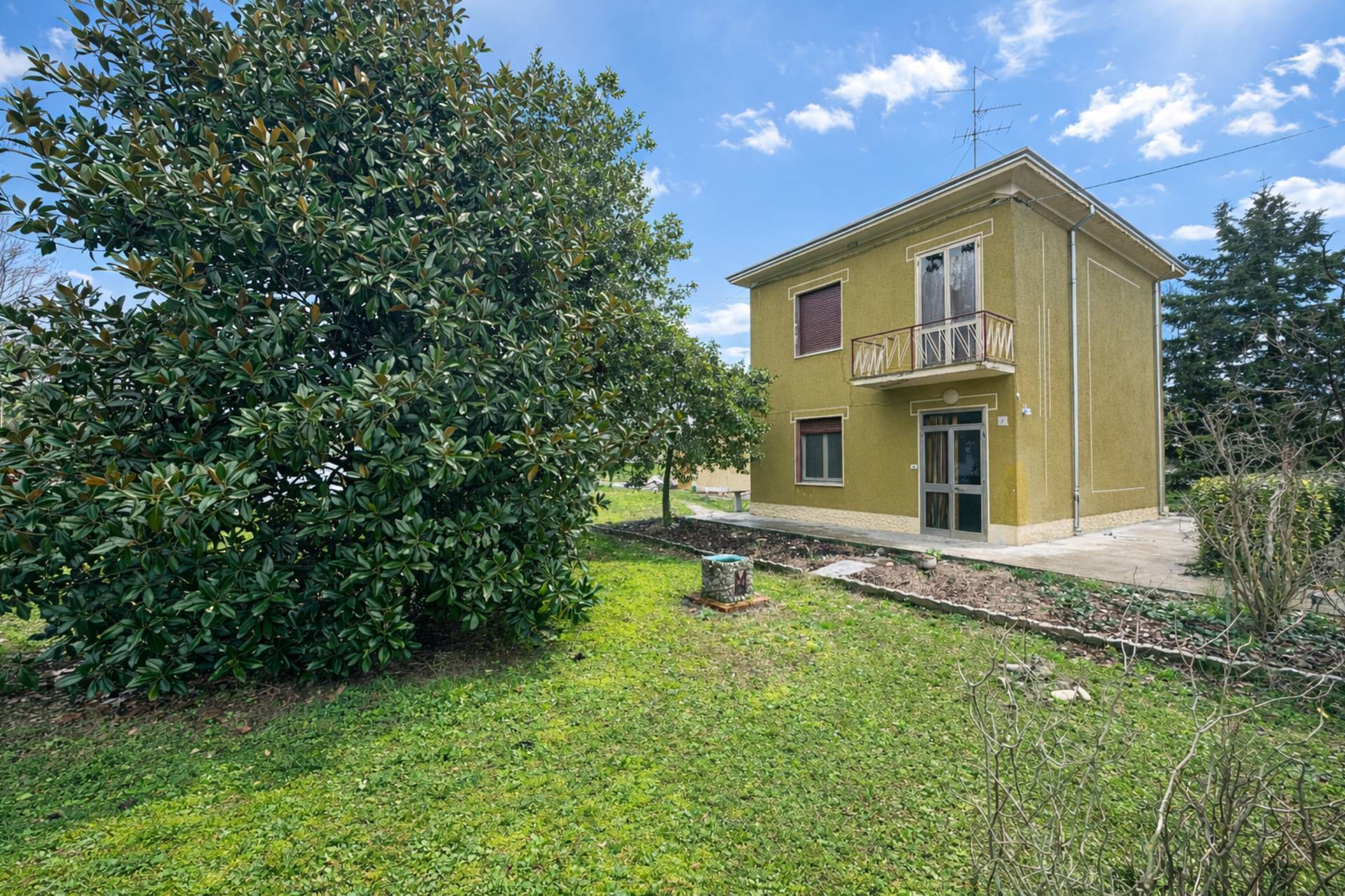 Casa Singola in vendita a Mirandola, Gavello