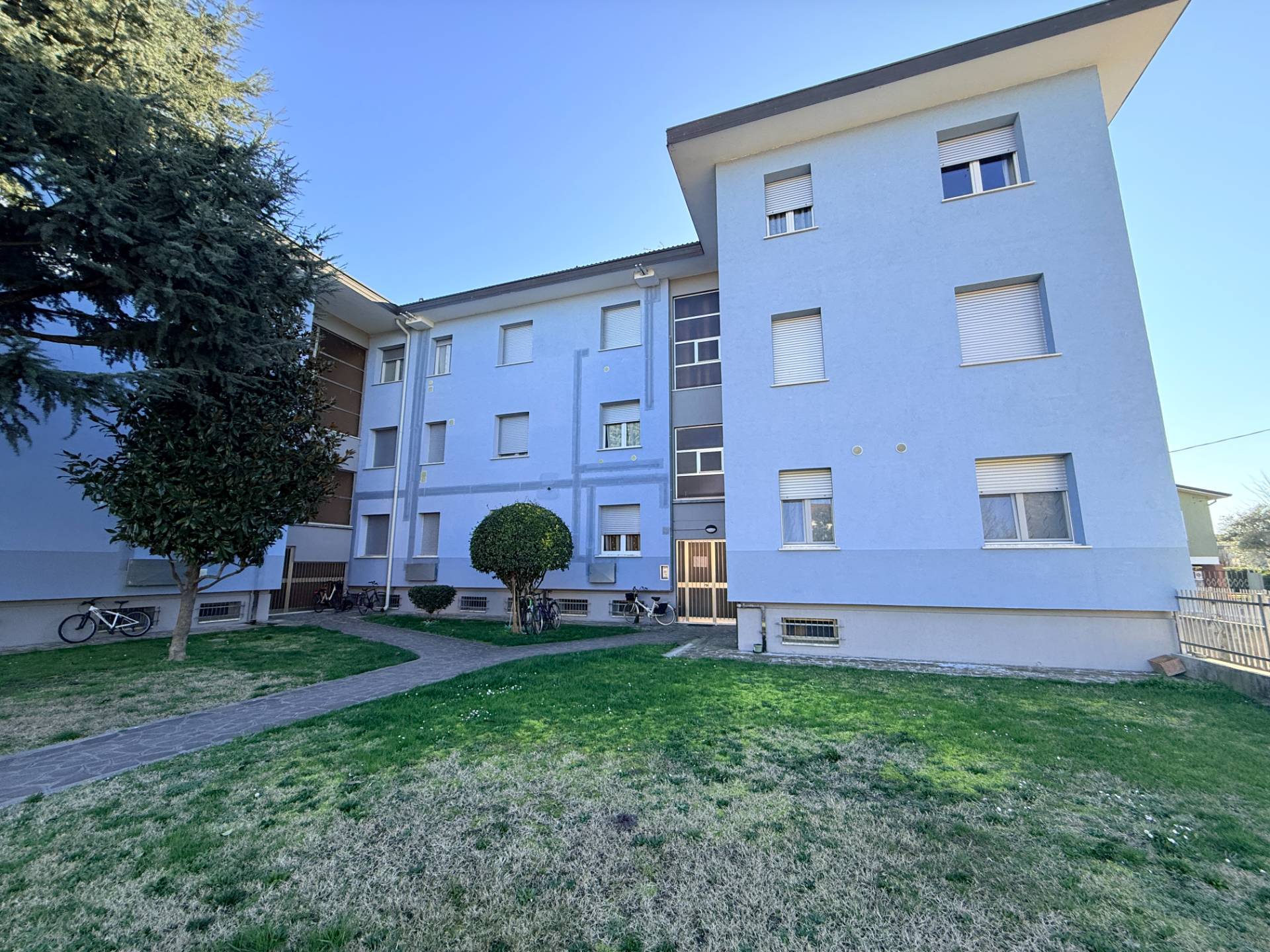 Appartamento al Piano Rialzato in vendita a Poggio Rusco