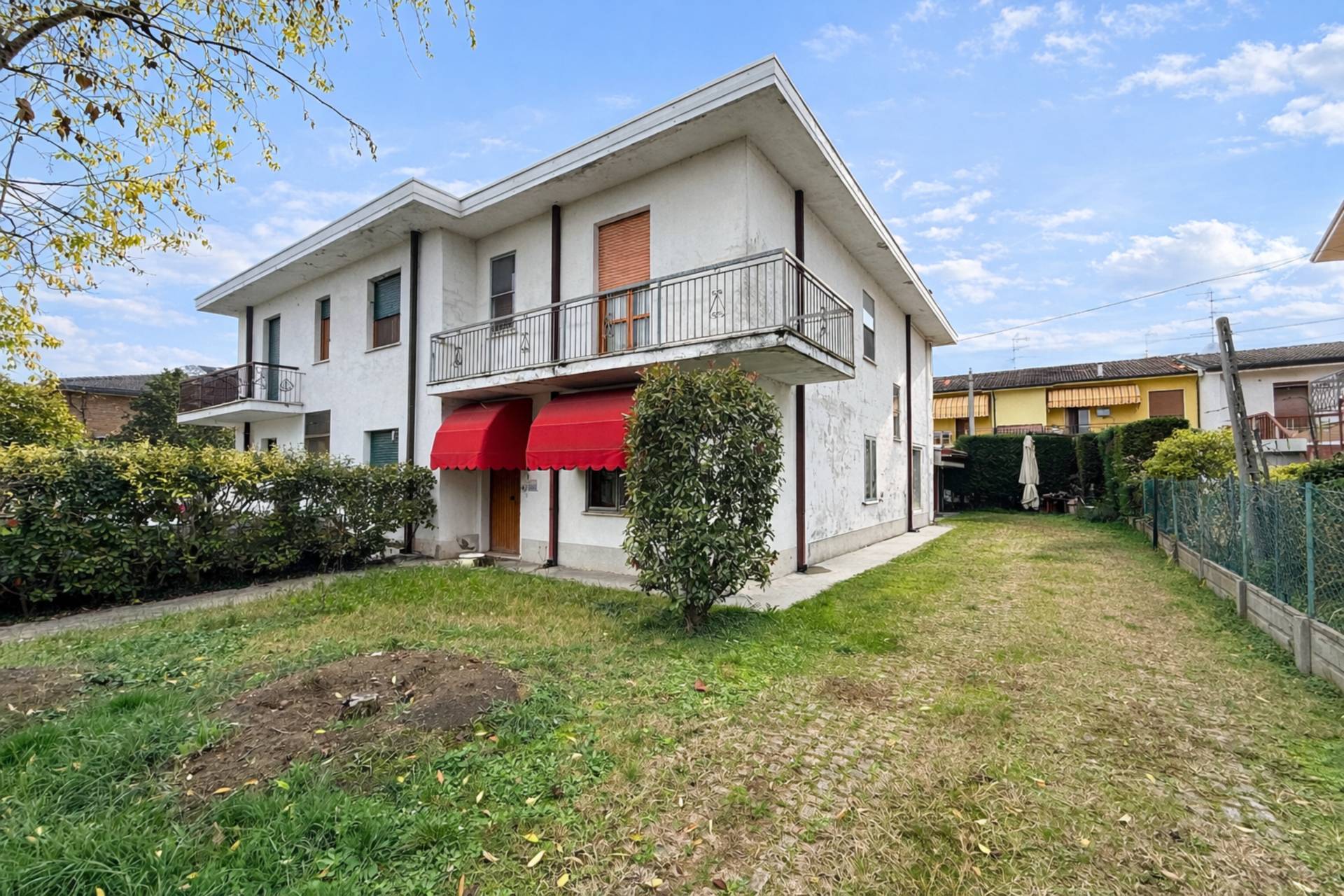 Villa Bifamiliare in vendita a Poggio Rusco