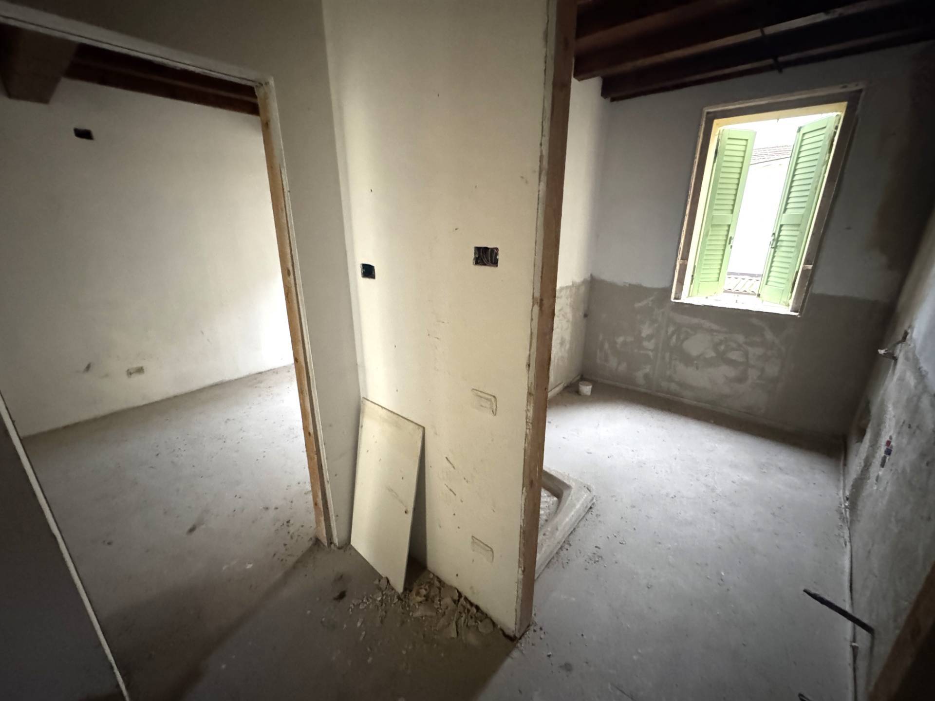 Appartamento con Ingresso Indipendente in vendita a Mirandola