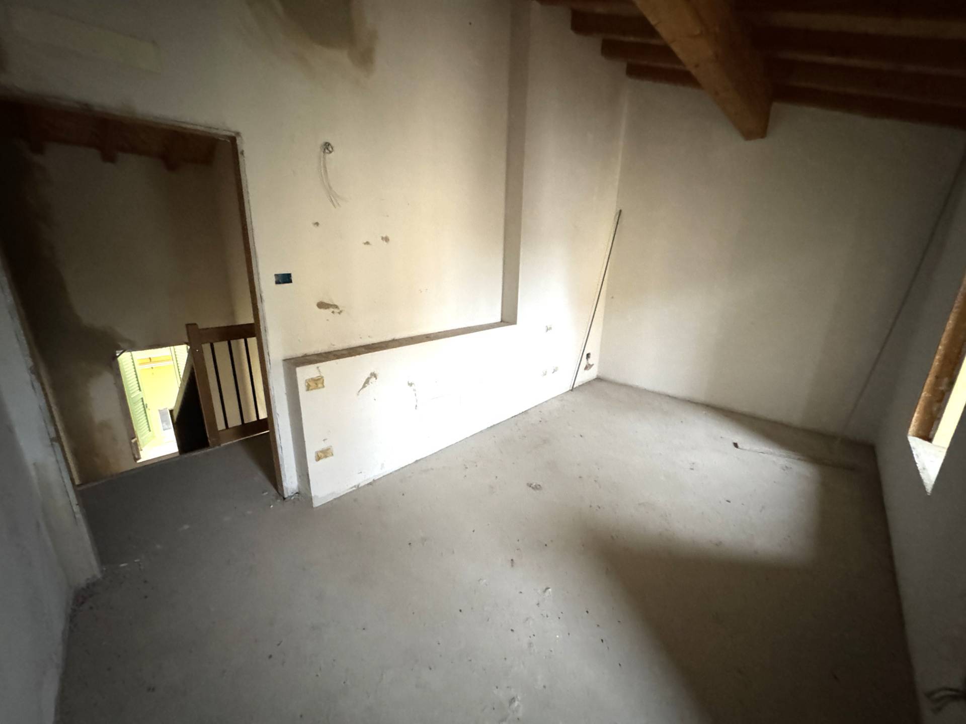 Appartamento con Ingresso Indipendente in vendita a Mirandola