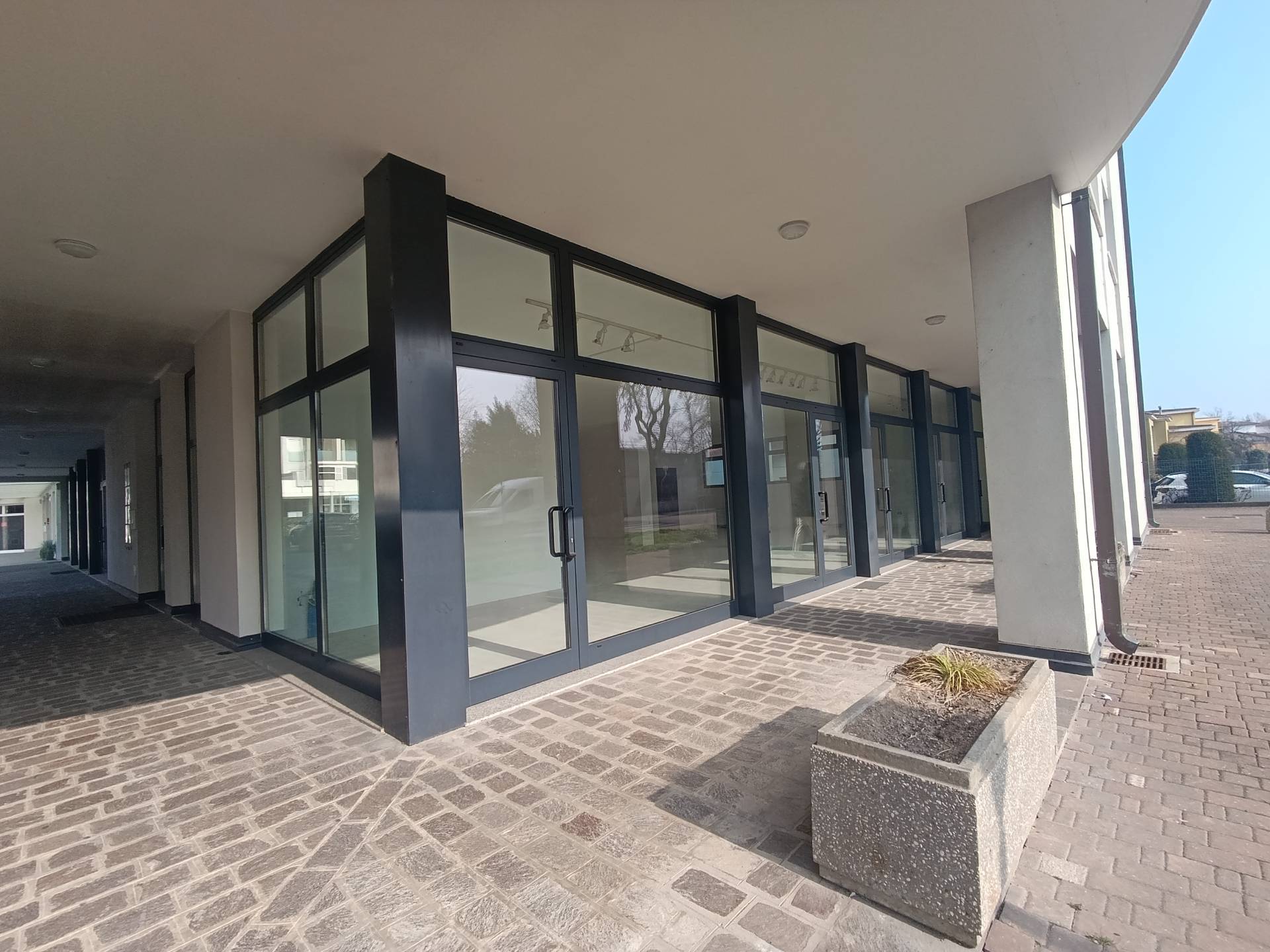 Studio/Ufficio in affitto a Cavezzo