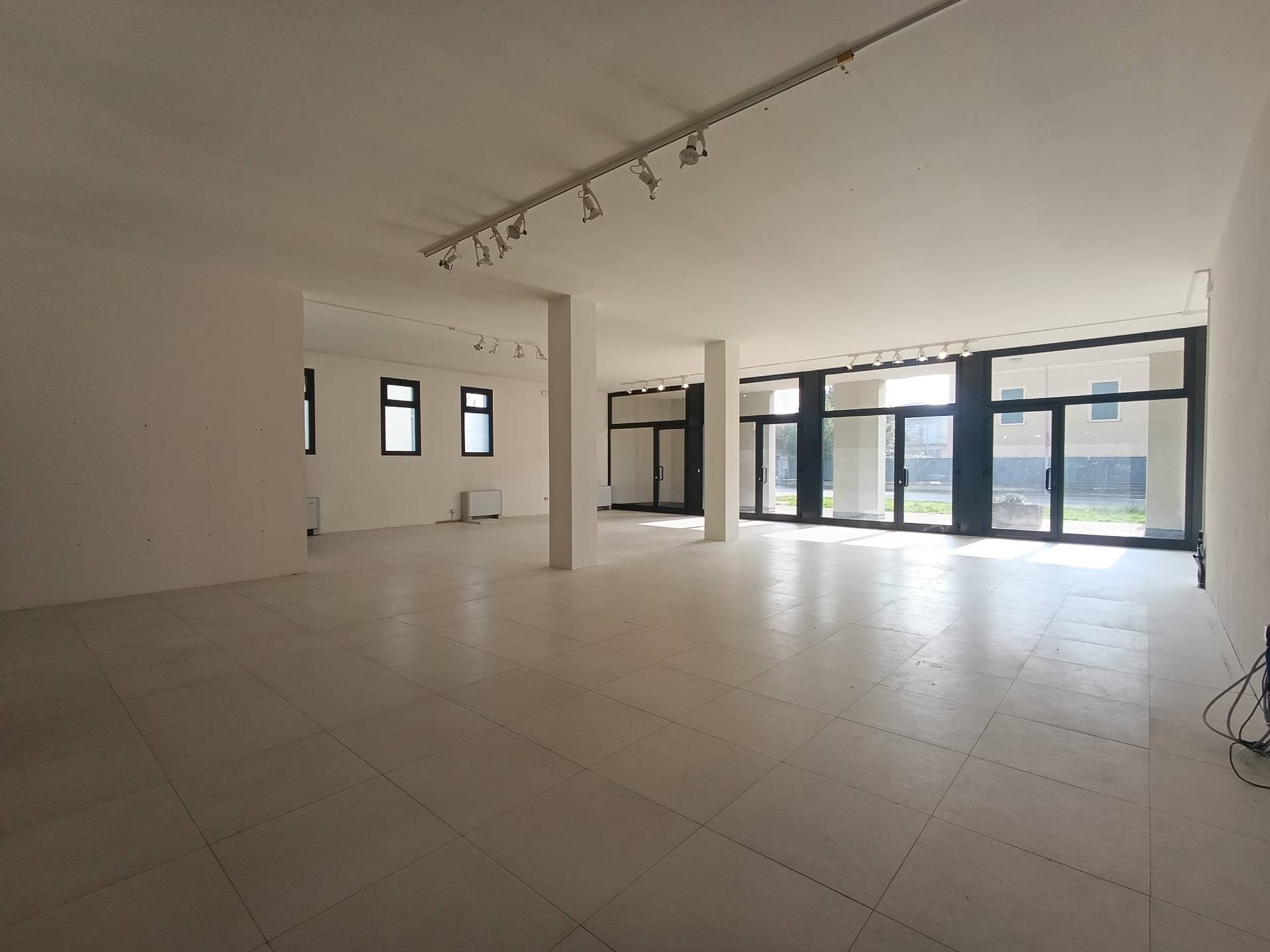 Studio/Ufficio in affitto a Cavezzo