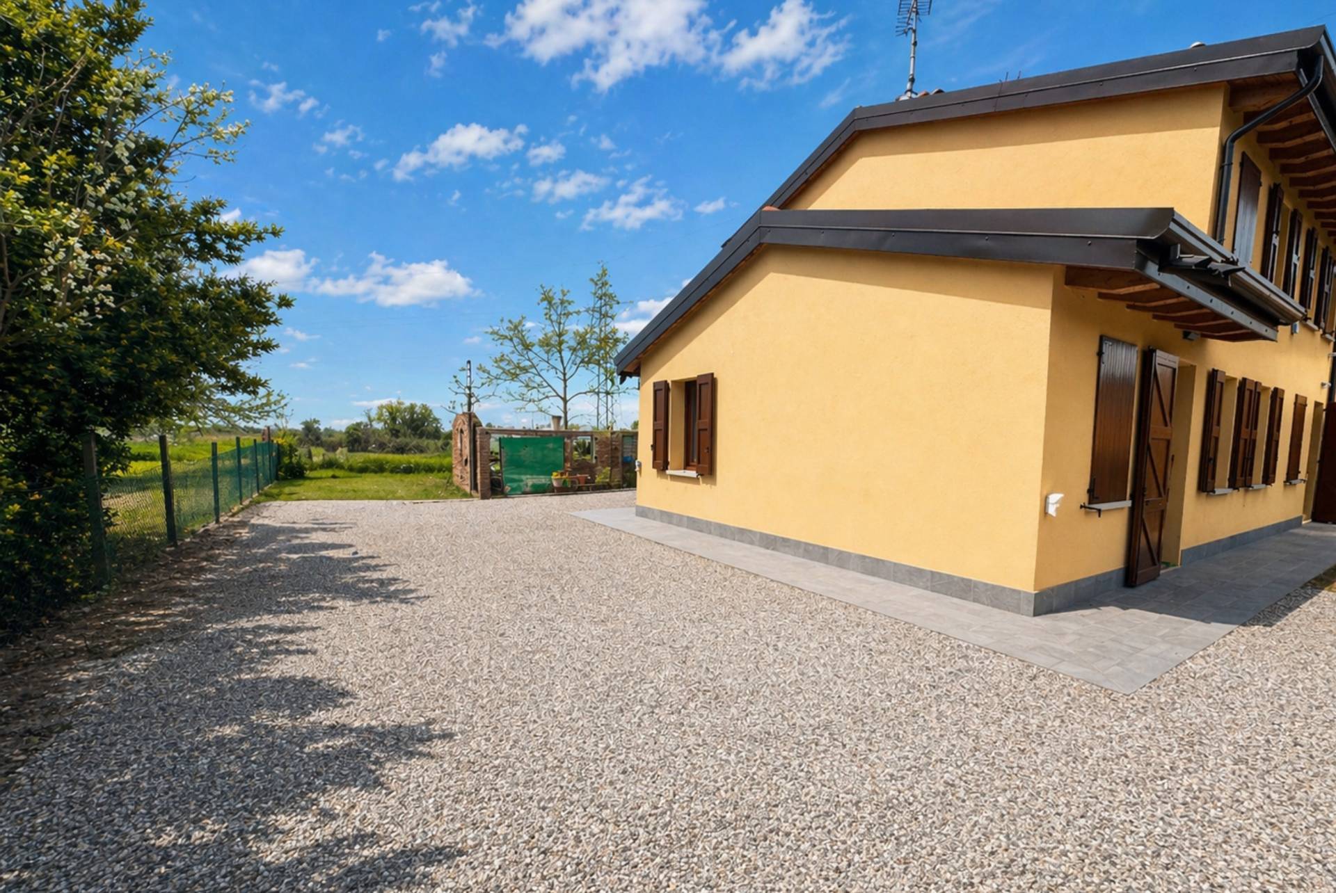 Villa Bifamiliare in vendita a San Felice sul Panaro