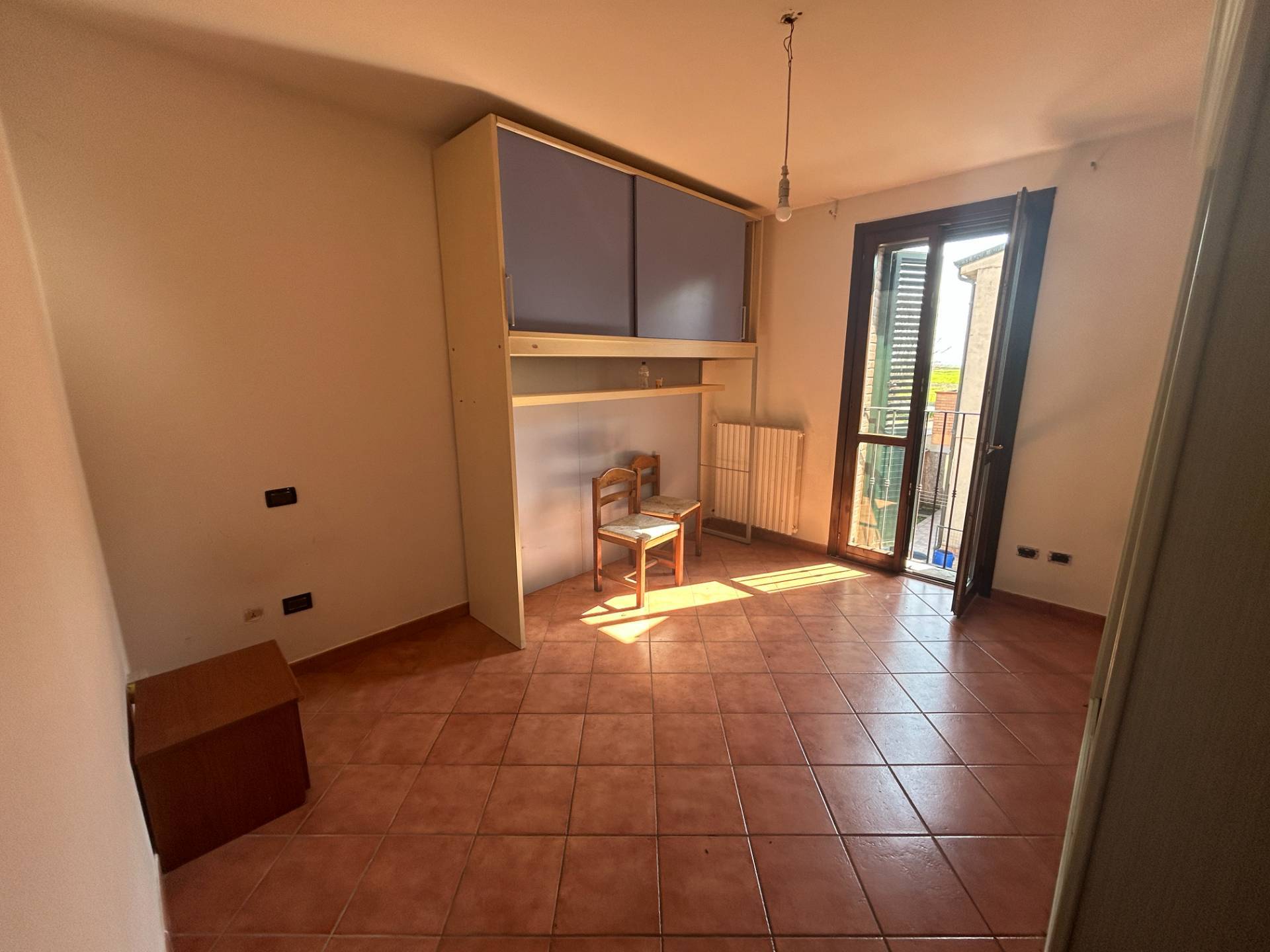 Appartamento al 1� Piano in vendita a Mirandola, Tramuschio