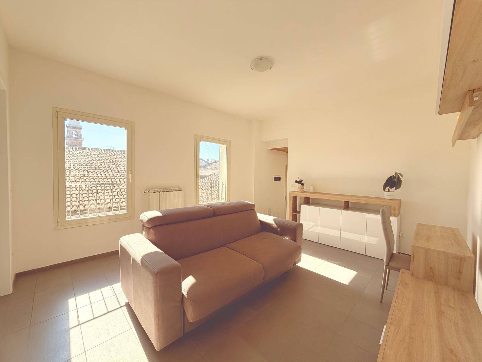 Appartamento al 3� ed Ultimo Piano in affitto a Mirandola