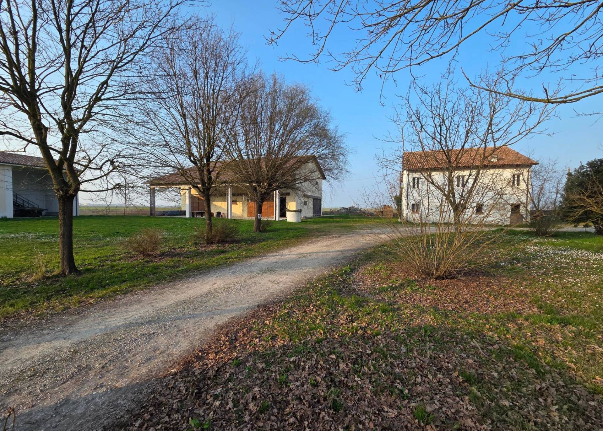 Rustico in vendita a Mirandola, Quarantoli