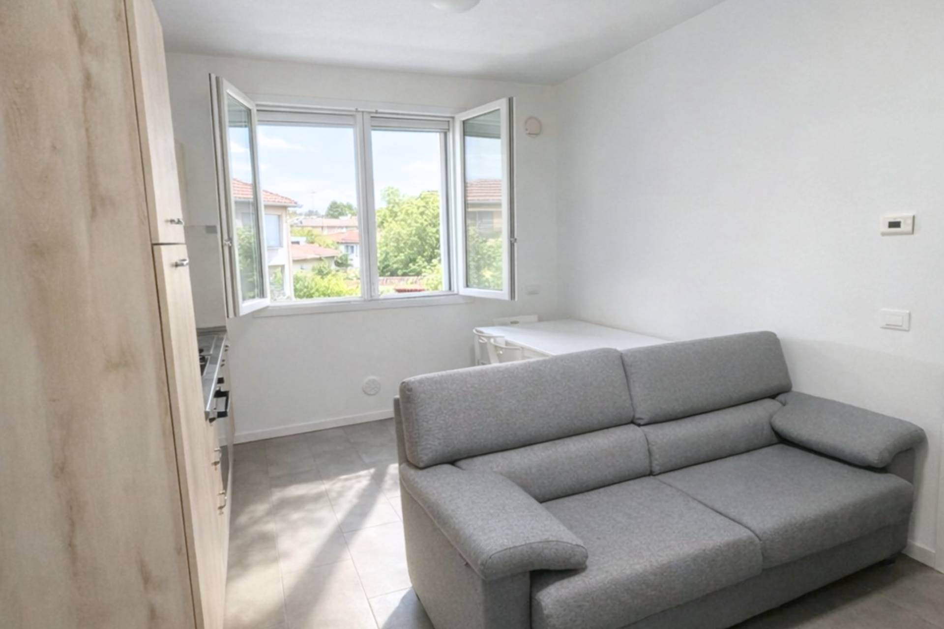 Appartamento al 2� Piano in affitto a Mirandola