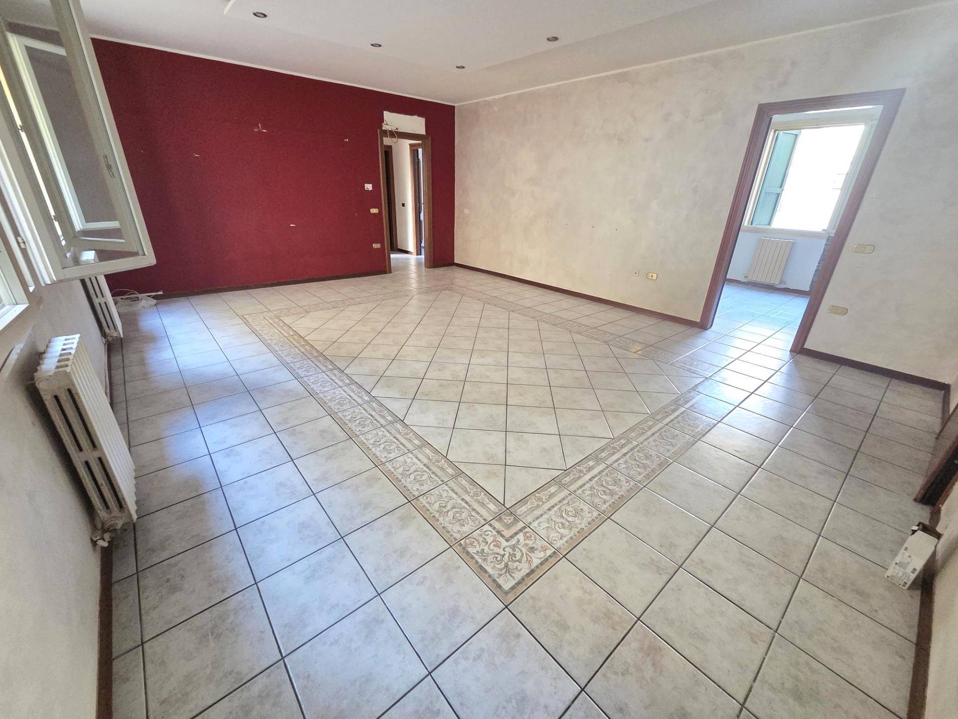 Appartamento al 1� Piano in vendita a Bastiglia