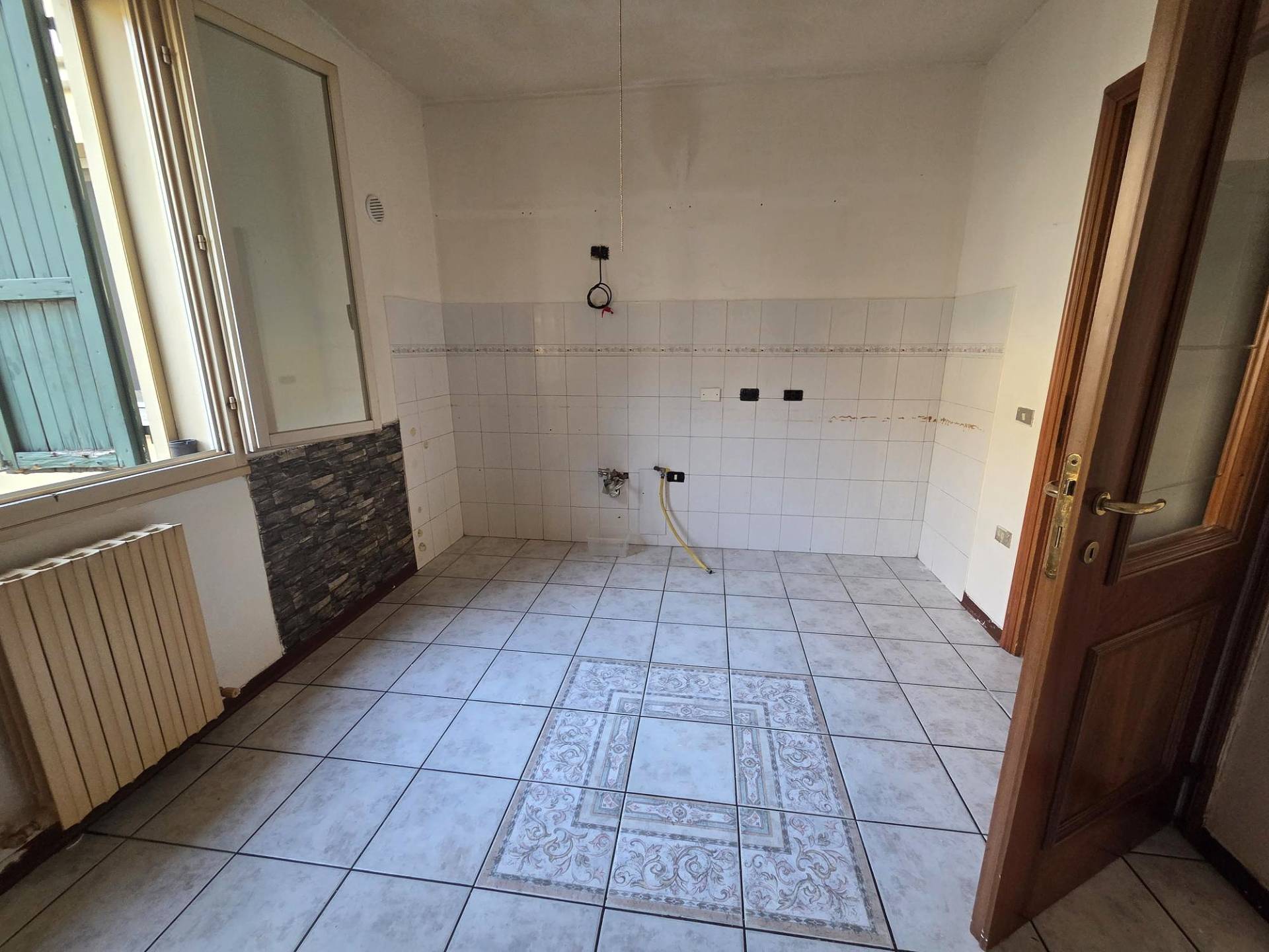 Appartamento al 1� Piano in vendita a Bastiglia