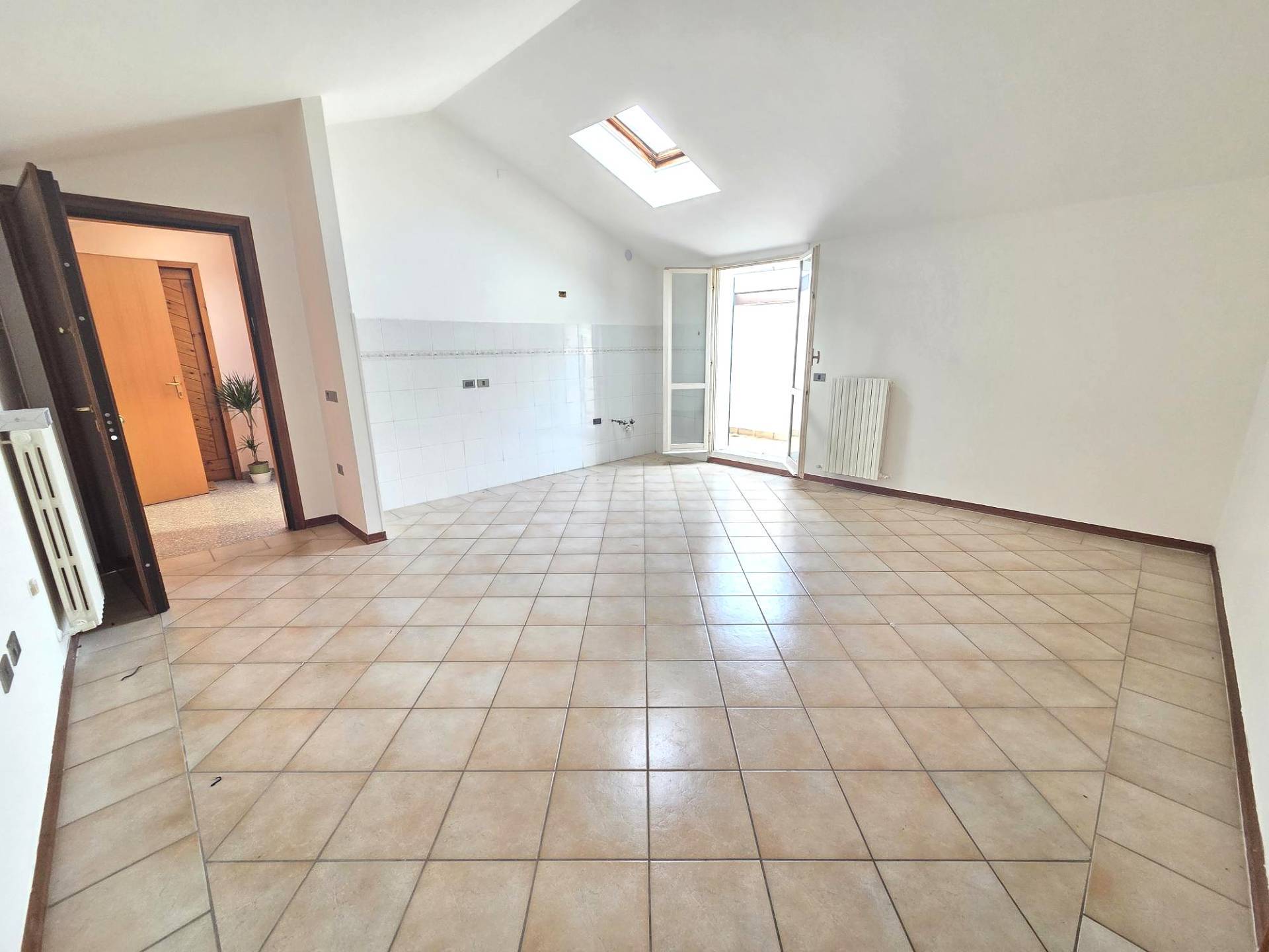 Appartamento al 3� ed Ultimo Piano in vendita a Bastiglia