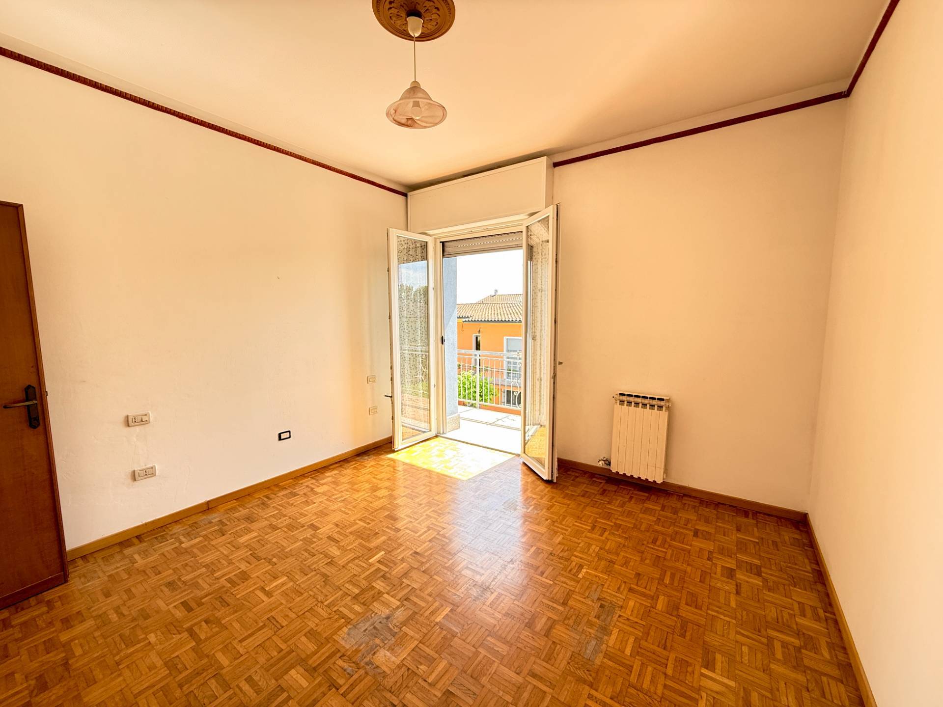Appartamento al 1� Piano in vendita a Poggio Rusco